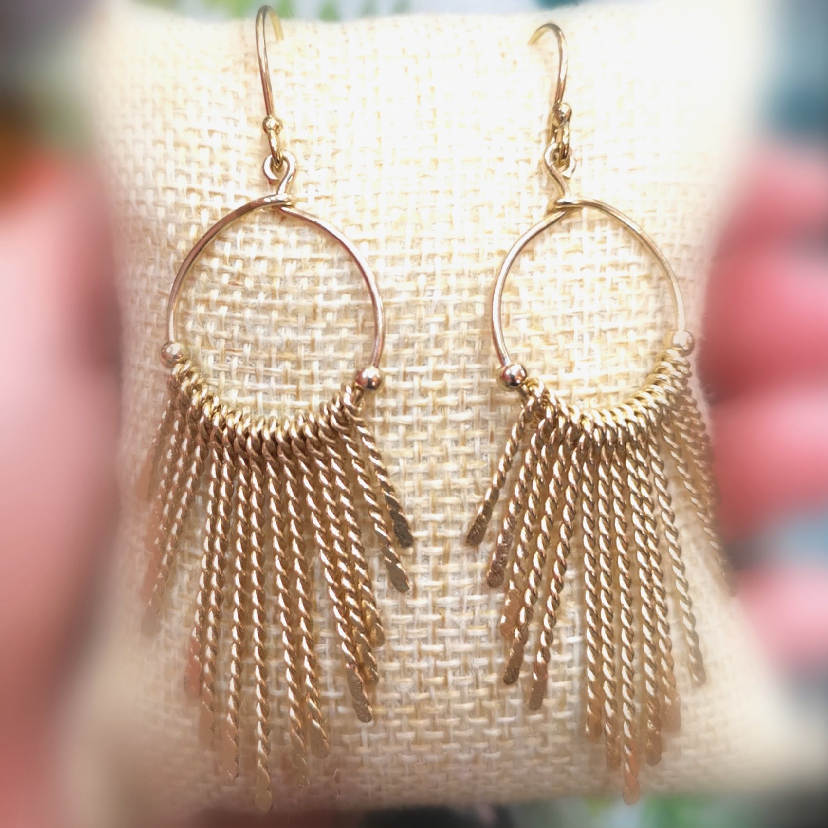 Sommerliebe Boho Ohrringe Gold – Sonnenstrahlen, Lebensfreude & Strahlkraft