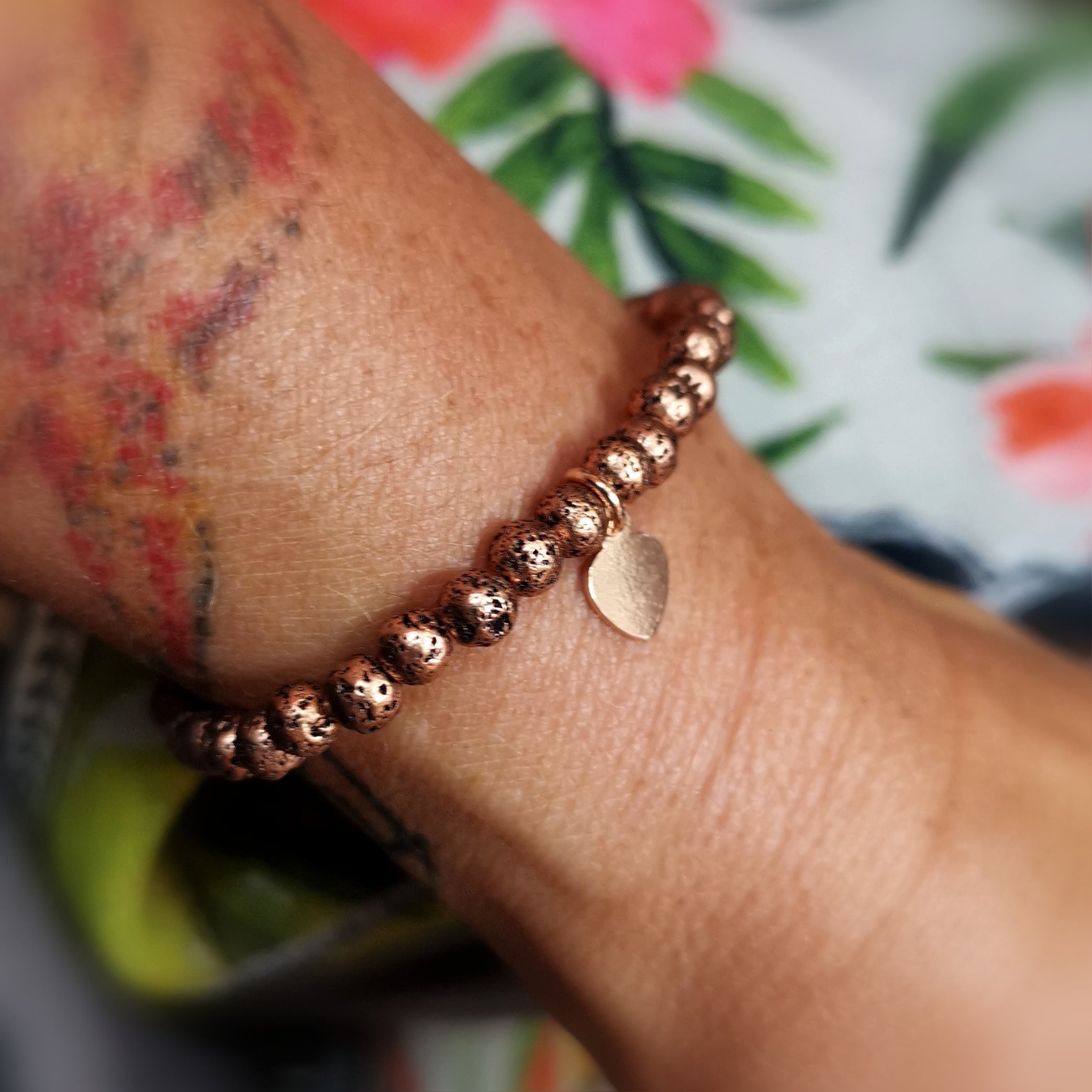 Lava Armbändchen mit Herz, Karma Armband geweiht – Erdung, Schutz & innere Gelassenheit