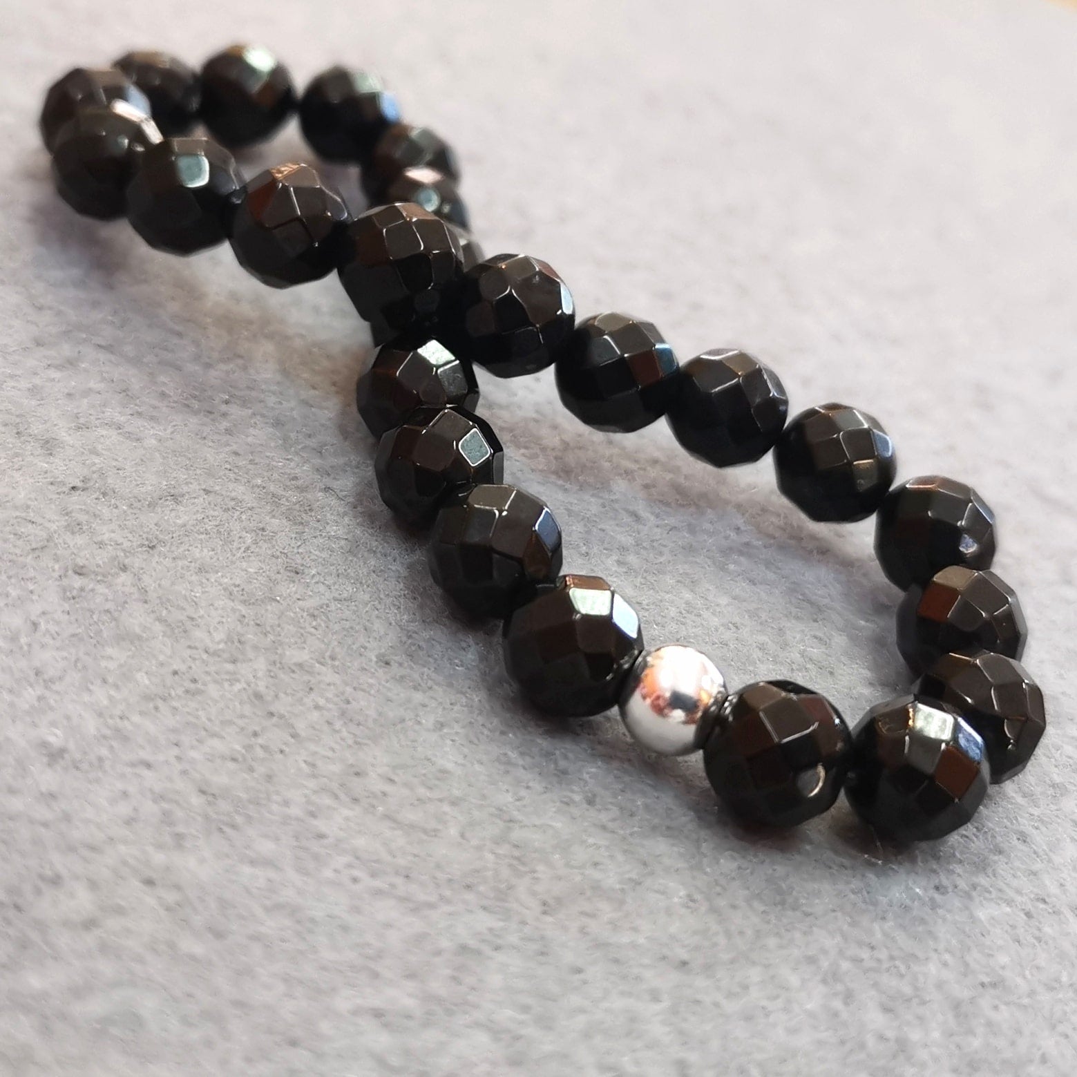 Gagat Karma Edelstein Klassiker Armband – Anti-Stress, Erdung & neue Kraft