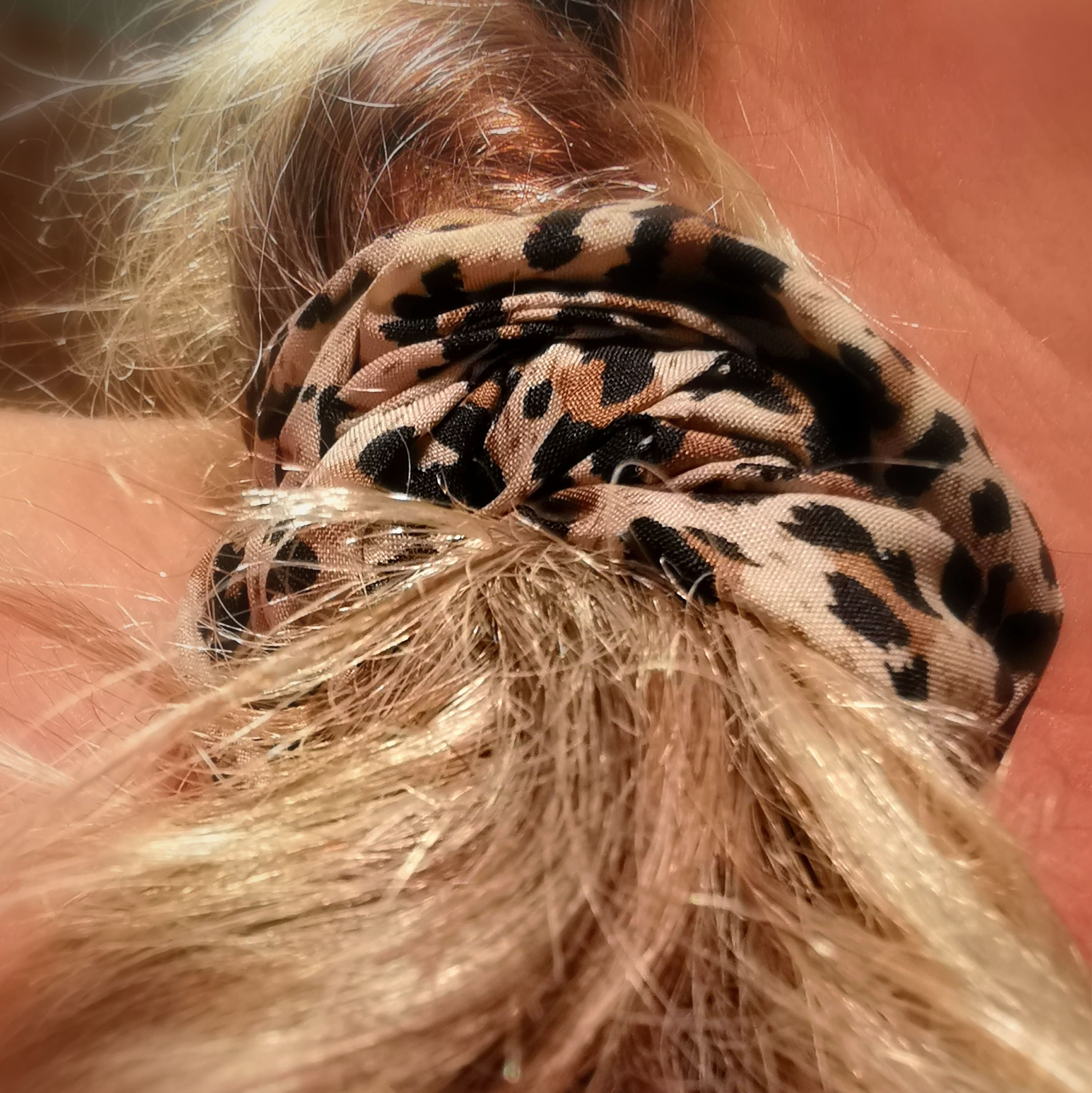 Haar „Bändiger“ – softes Haarband mit Wildtier-Muster