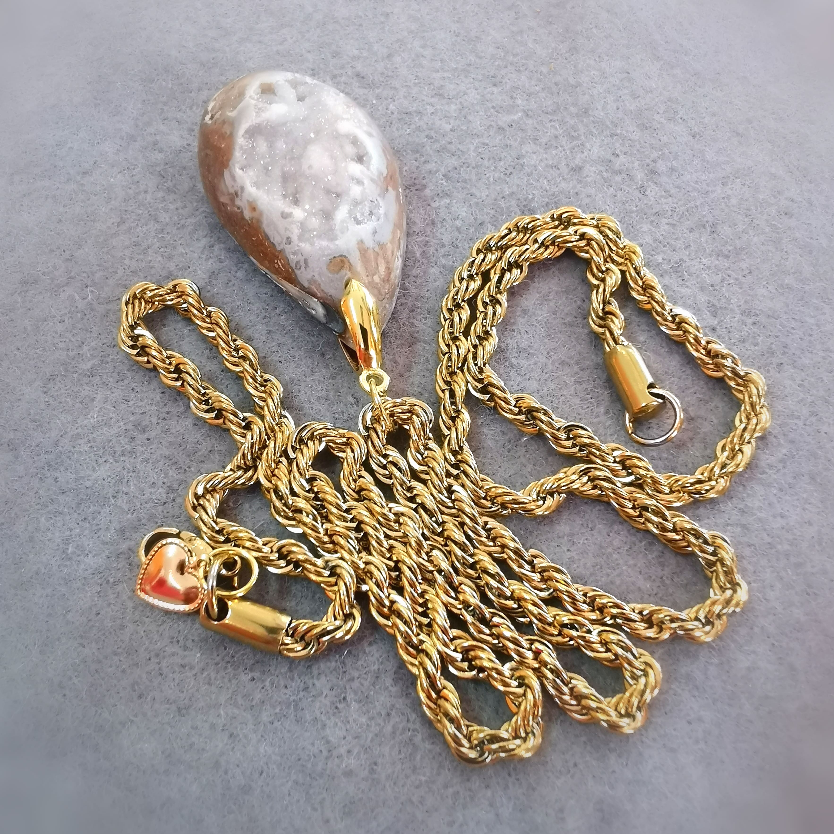 Achat Glücksgeode Druse Edelstein Edelstahl Karma Kette – geweiht für Klarheit & Wunder