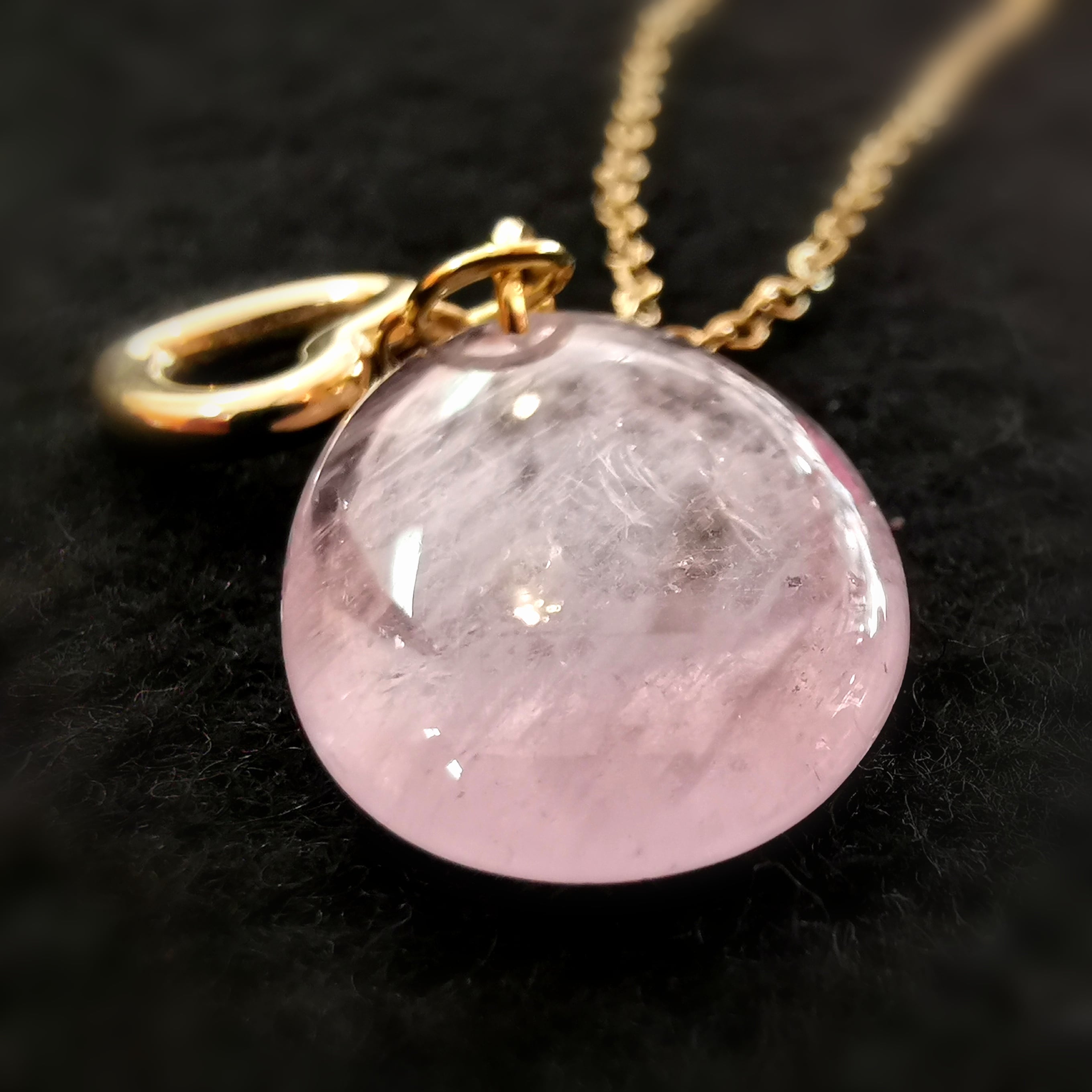 Rosenquarz Edelstein Karma Kette mit Herz-Charm – Harmonie & Liebe
