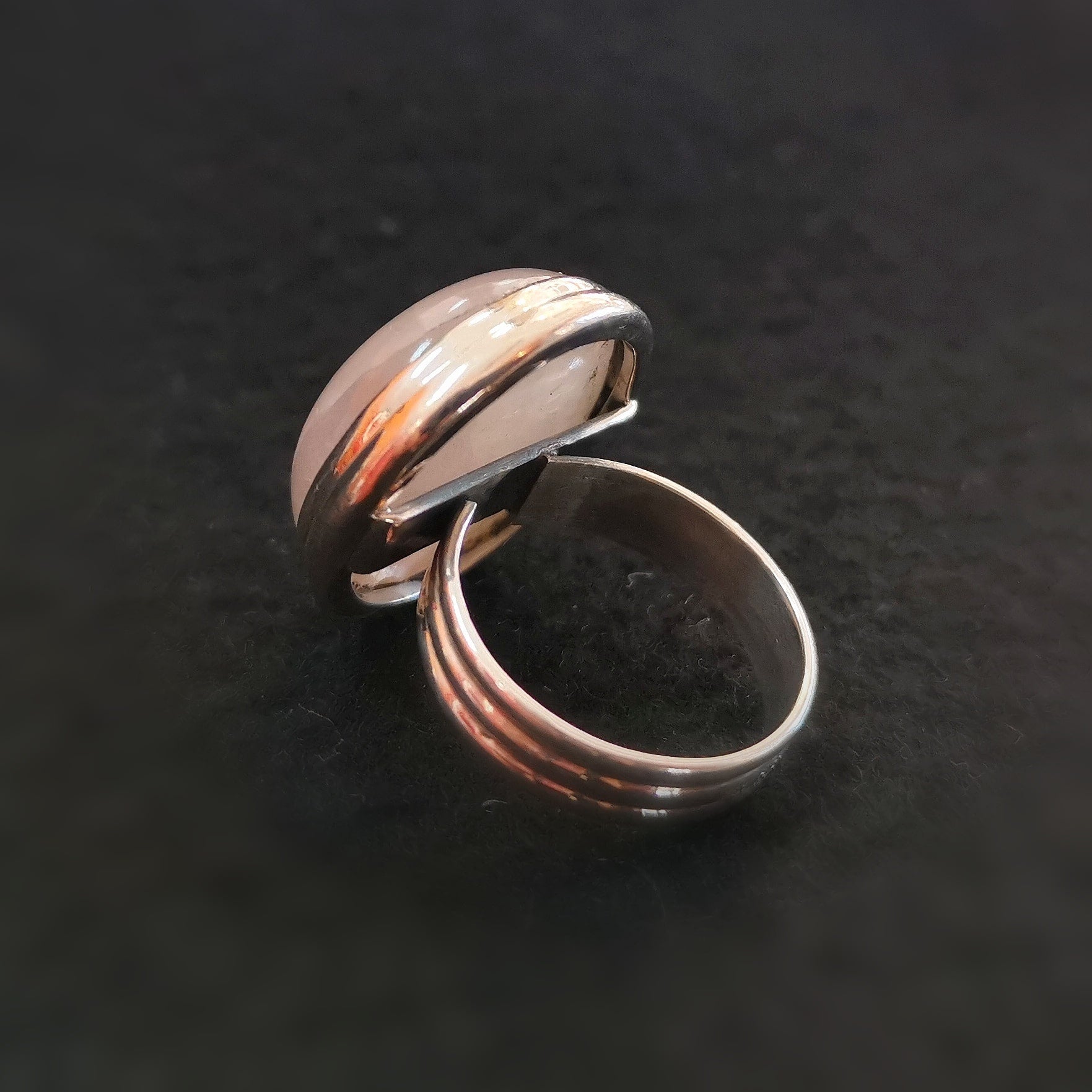 Rosenquarz Edelstein Ring, geweiht– Liebe & emotionale Heilung
