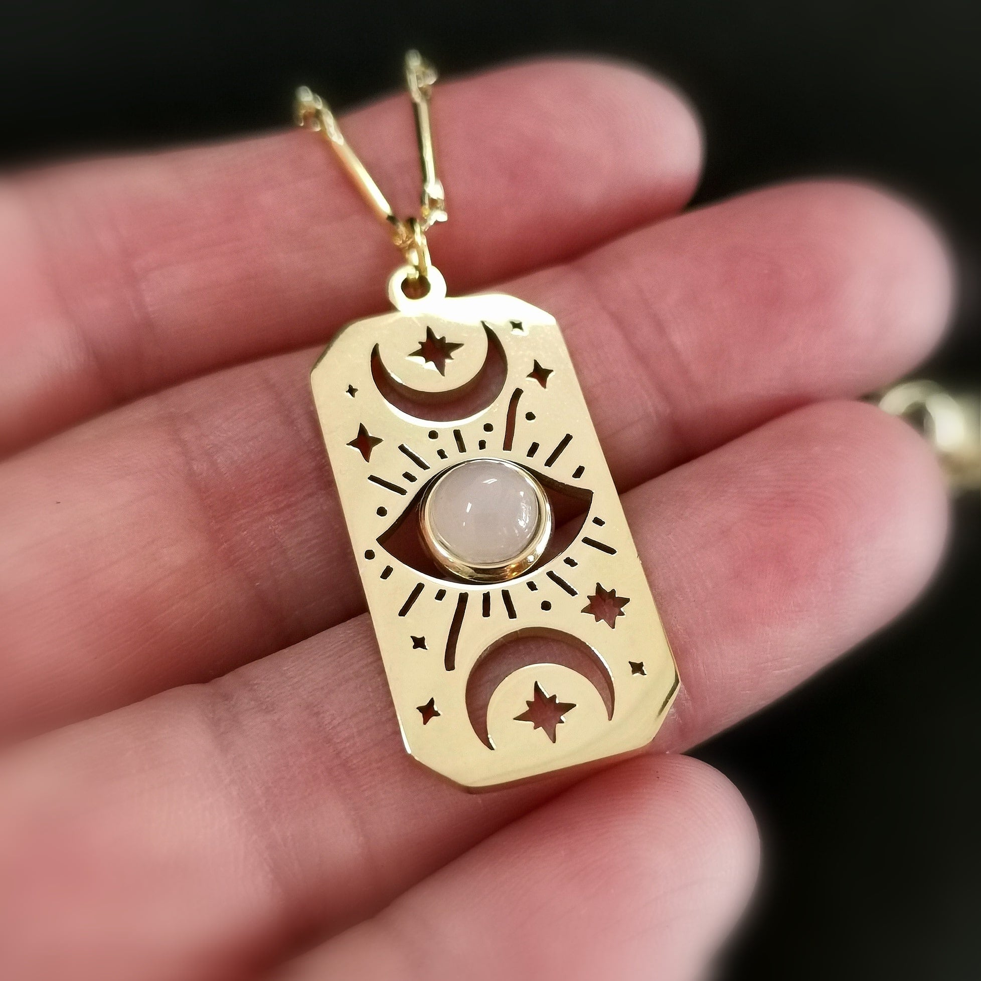 Rosenquarz & Allsehendes Auge Karma Kette Edelstahl Gold – geweiht für emotionale Heilung