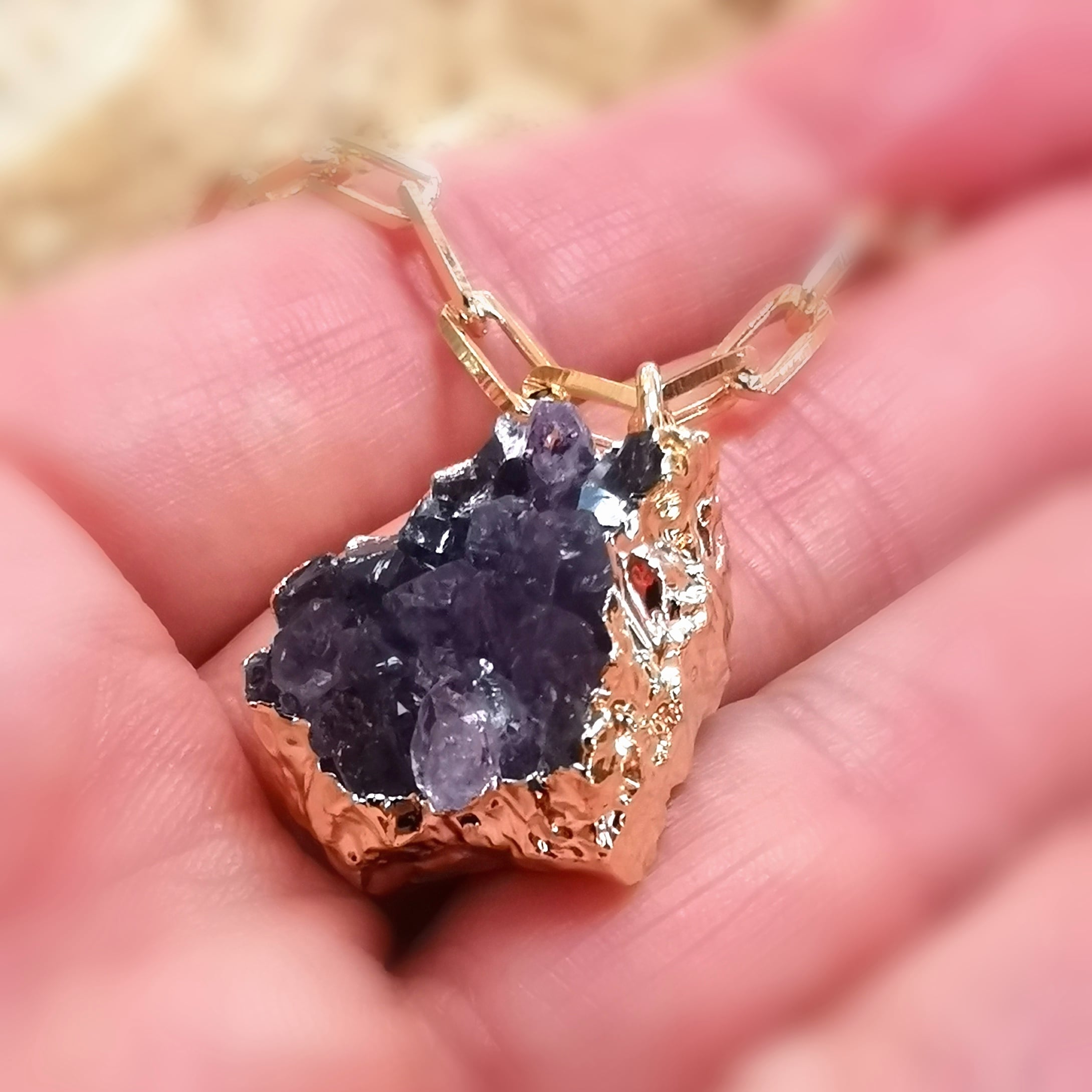 Amethyst Chakra Edelstein Karma Gold Edelstahl Kette – geweiht für Selbstfindung & innere Ruhe