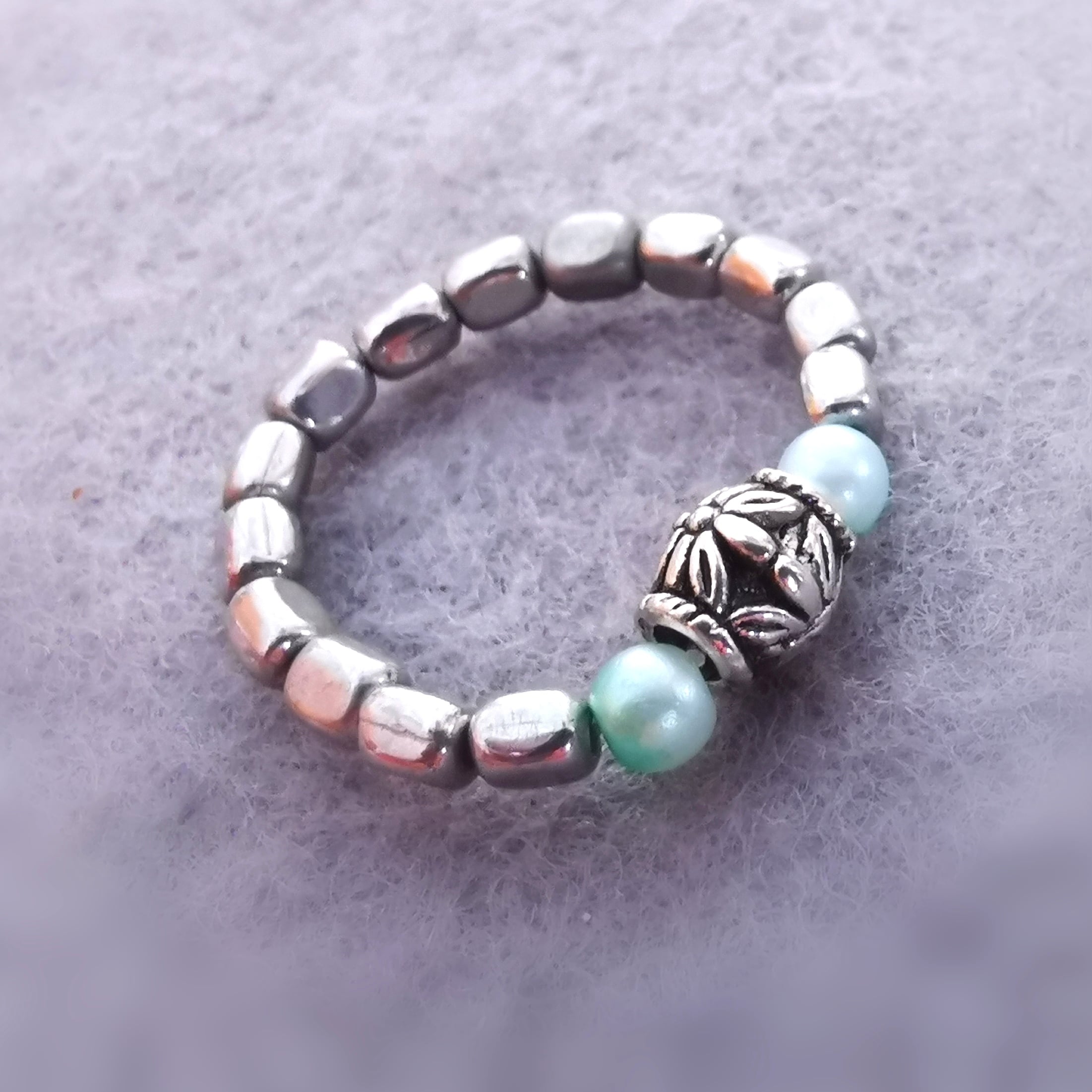 Elastischer Bijou Ring – Grün & Silberfarben, Hippie Style