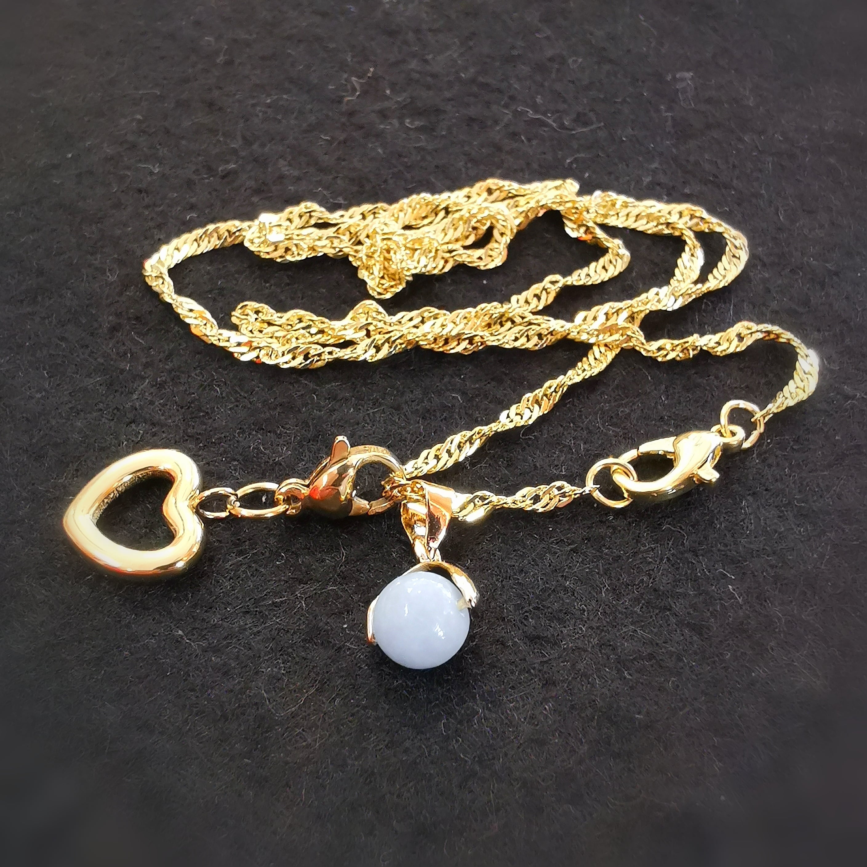Angelit Edelstein Herz Gold Edelstahl Kette – für Schutz & Vertrauen