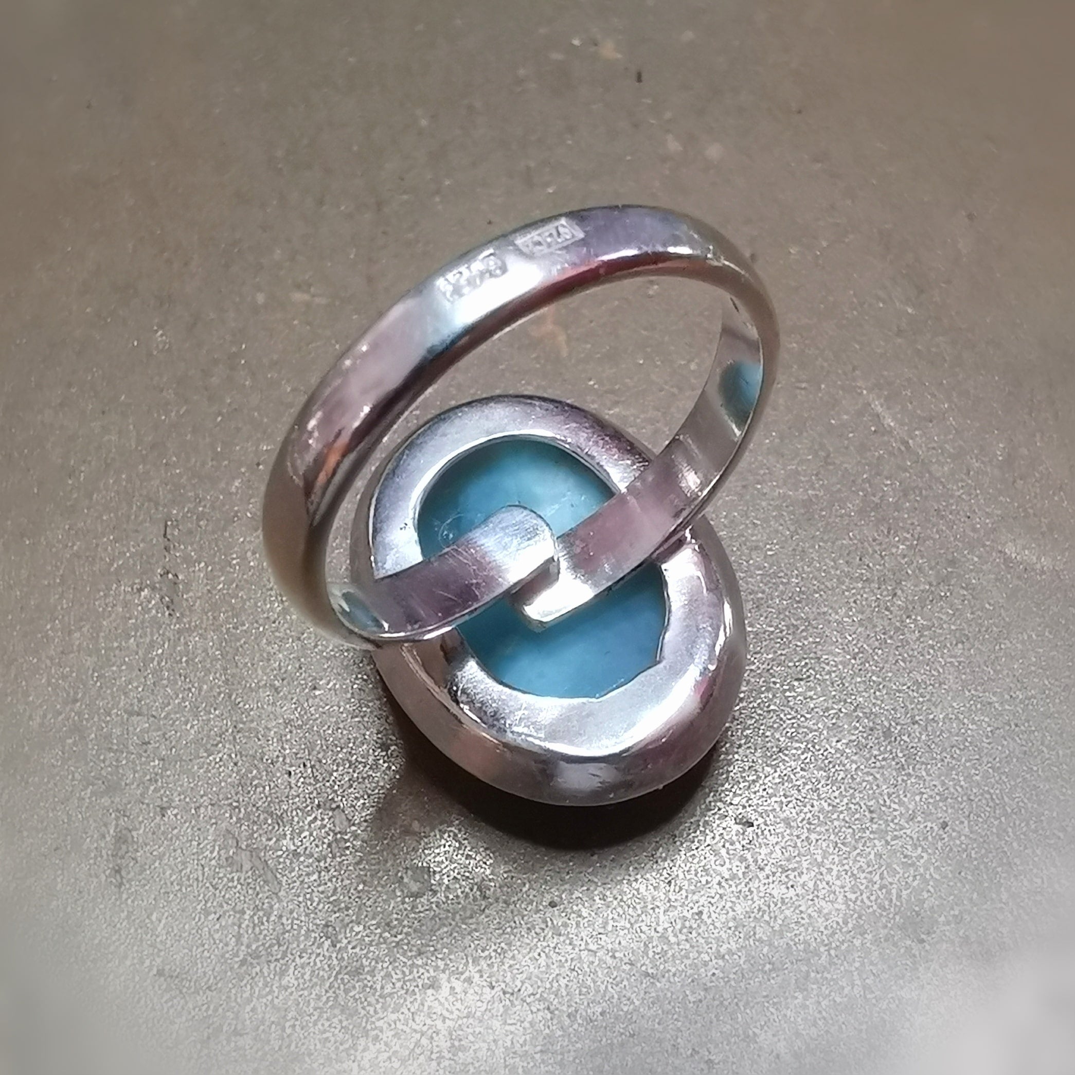 Larimar Edelstein Ring – geweiht für Freiheit, Ruhe & Meeresenergie