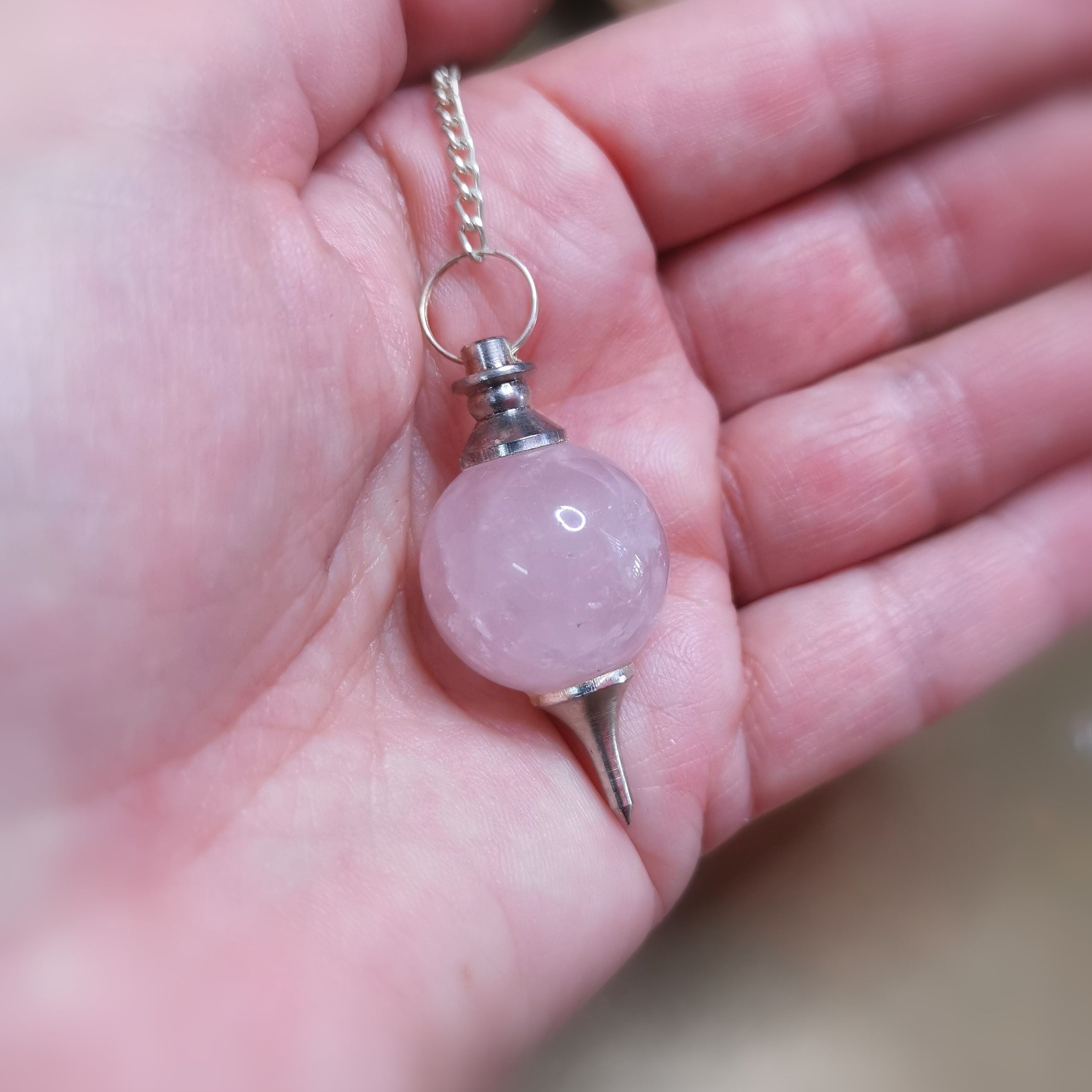 Rosenquarz Pendel Edelstein Edelstahl – geweiht für Liebe