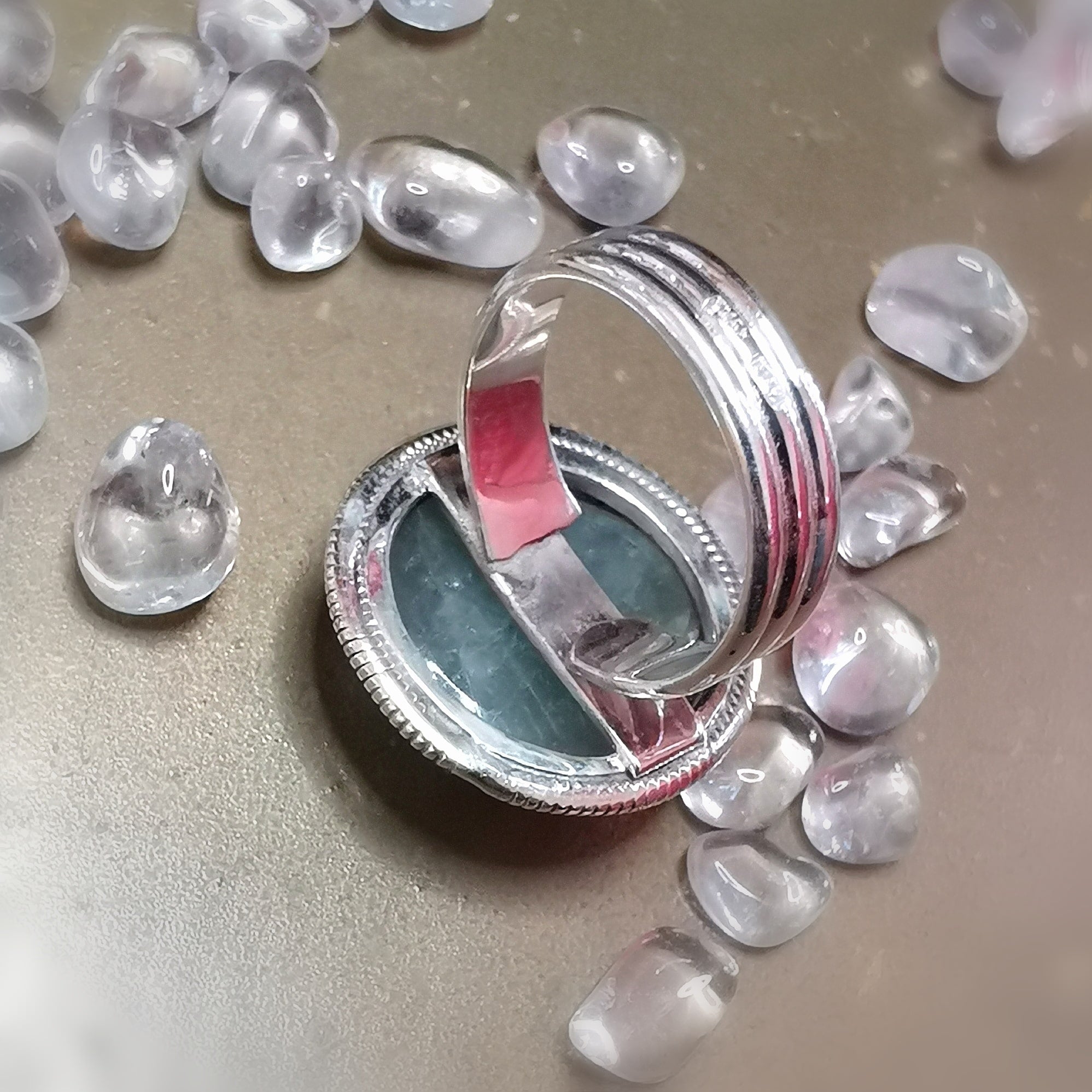 Aquamarin Meerjungfrauen Edelstein Ring – geweiht für Klarheit & innere Freiheit