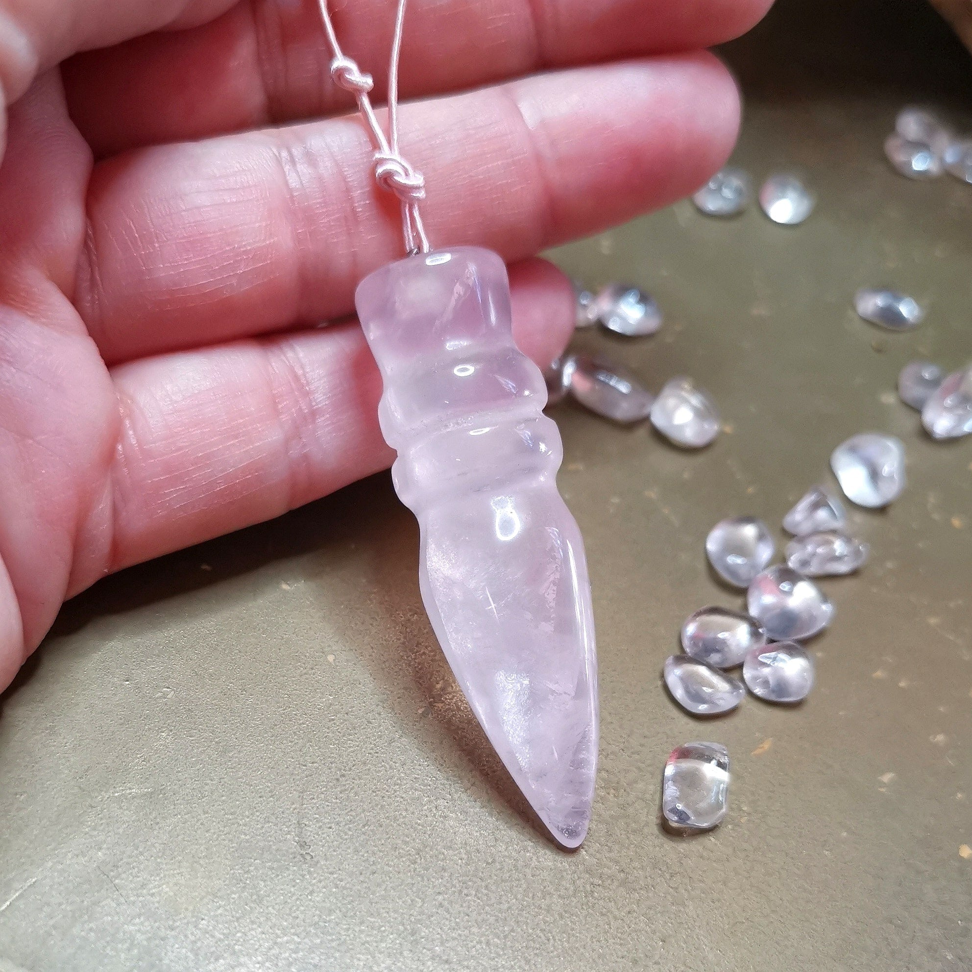 Ägyptisches Pendel & Halskette – Edelstein Rosenquarz Yoga Reiki Schmuck
