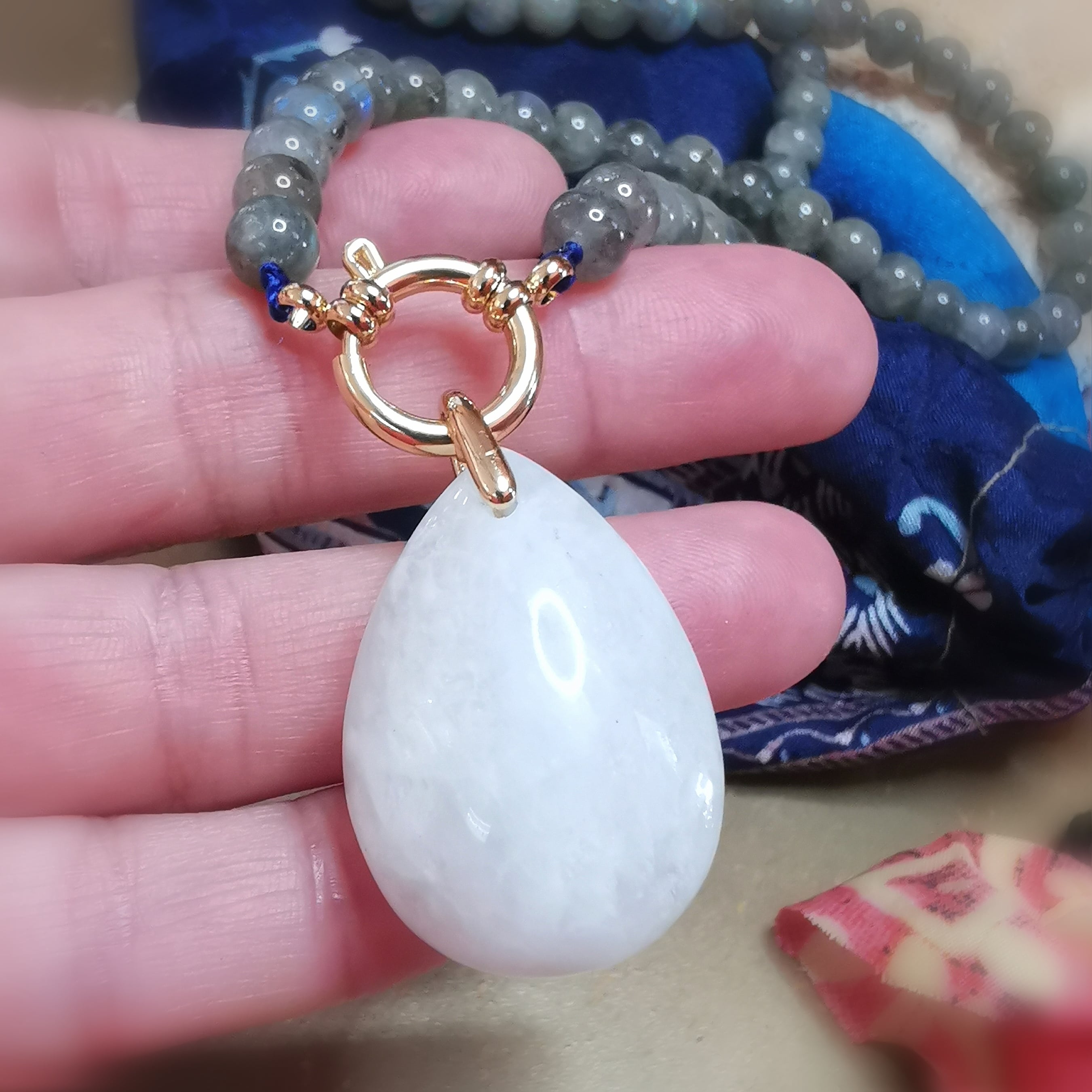 Mondstein & Labradorit Edelstein Kette – Gold Edelstahl, für Intuition & Harmonie