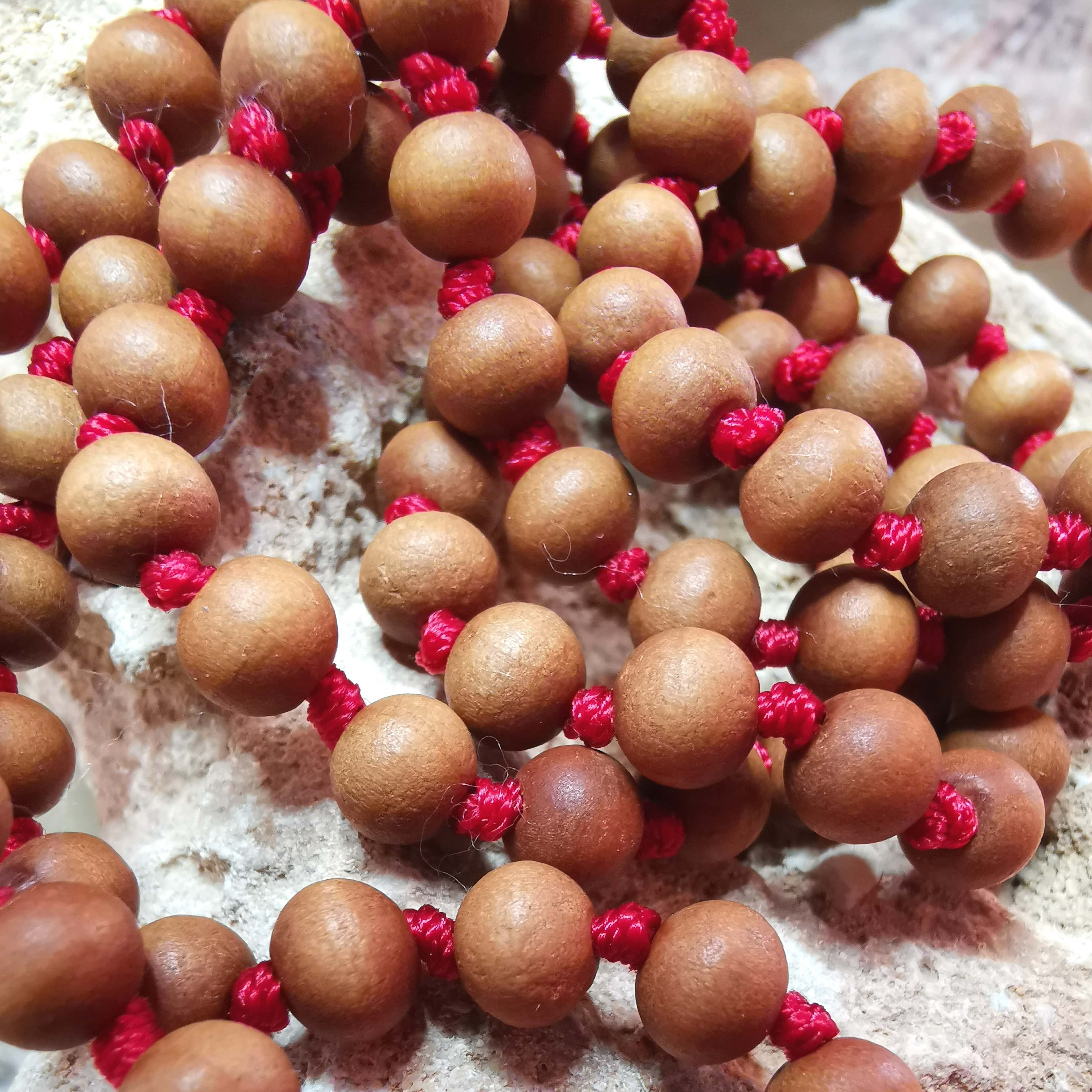 Sandelholz Mala – geweiht für Sanftheit, Frieden & innere Ruhe