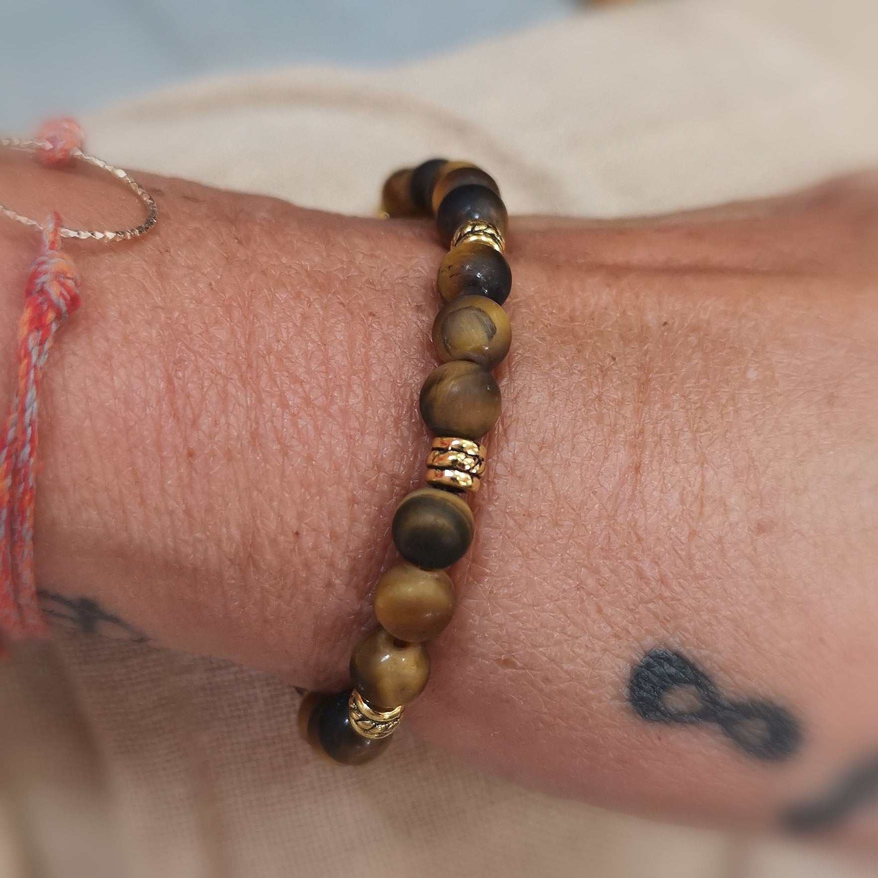 Tigerauge Karma Edelstein Armband – geweiht für Mut & innere Stabilität