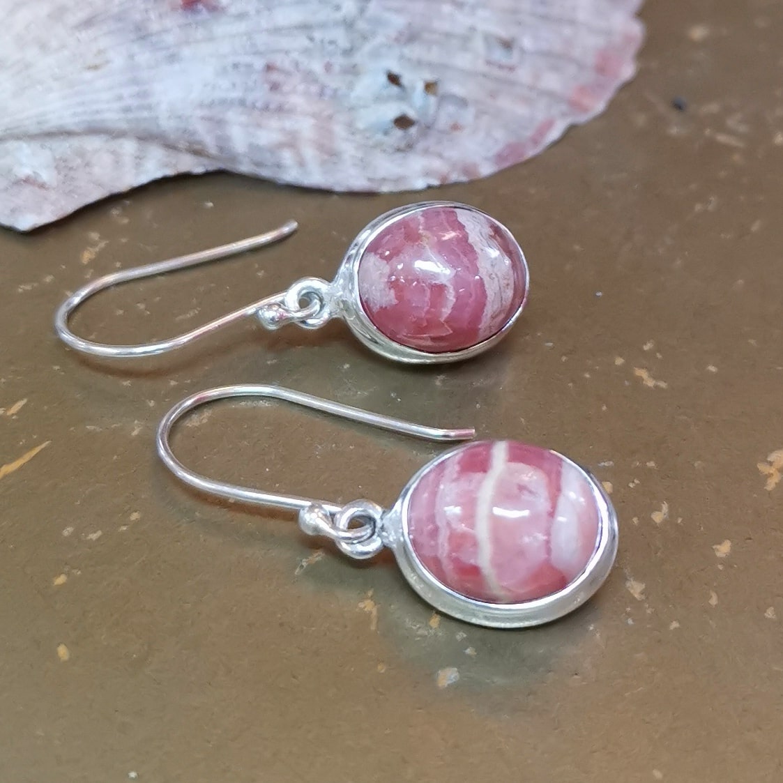 Rhodochrosit Ohrhänger 3,4 cm · AA Qualität · 925 Silber · Reiki geweiht · Herzöffnung, Trost & Sanftmut – Edelstein Talisman für Liebe & Harmonie.