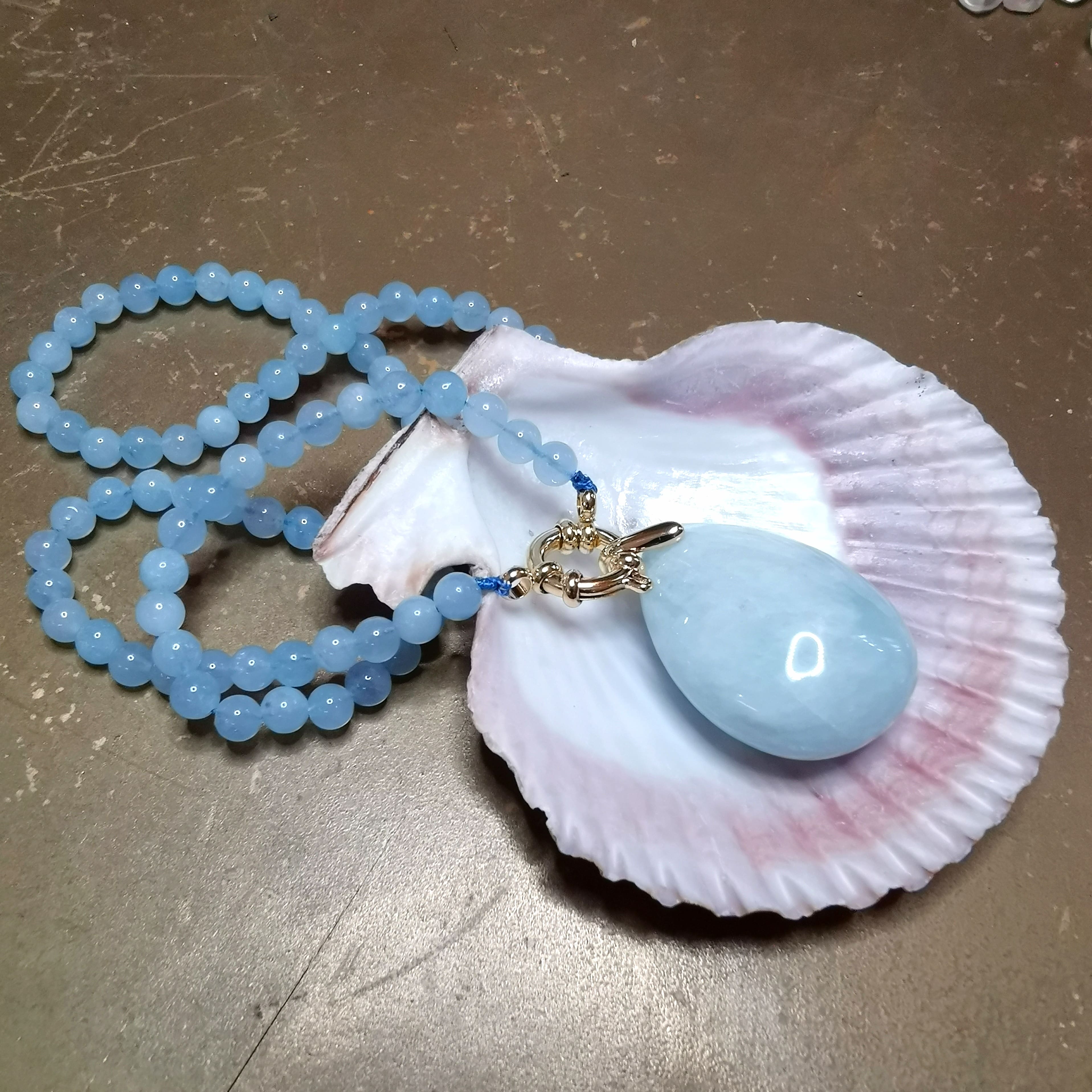 Aquamarin Edelstein Collier „ich bin“ – geweiht für Klarheit, Ruhe & Selbstausdruck