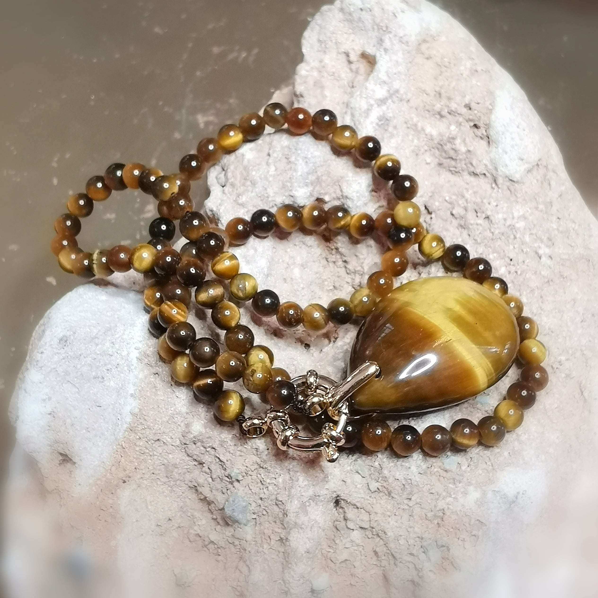 Tigerauge Collier Karma Gold Edelstein Kette – für Mut, Klarheit & innere Stärke
