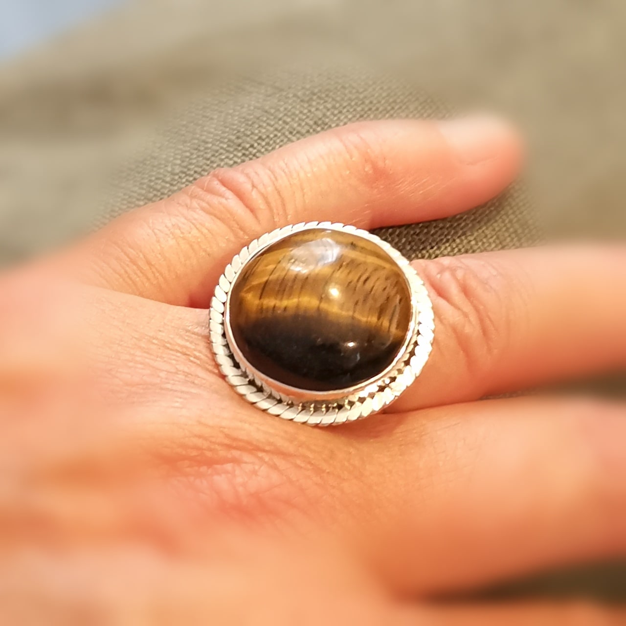 Tigerauge Edelstein Ring – goldbraun · Sterlingsilber · für Mut & innere Stärke