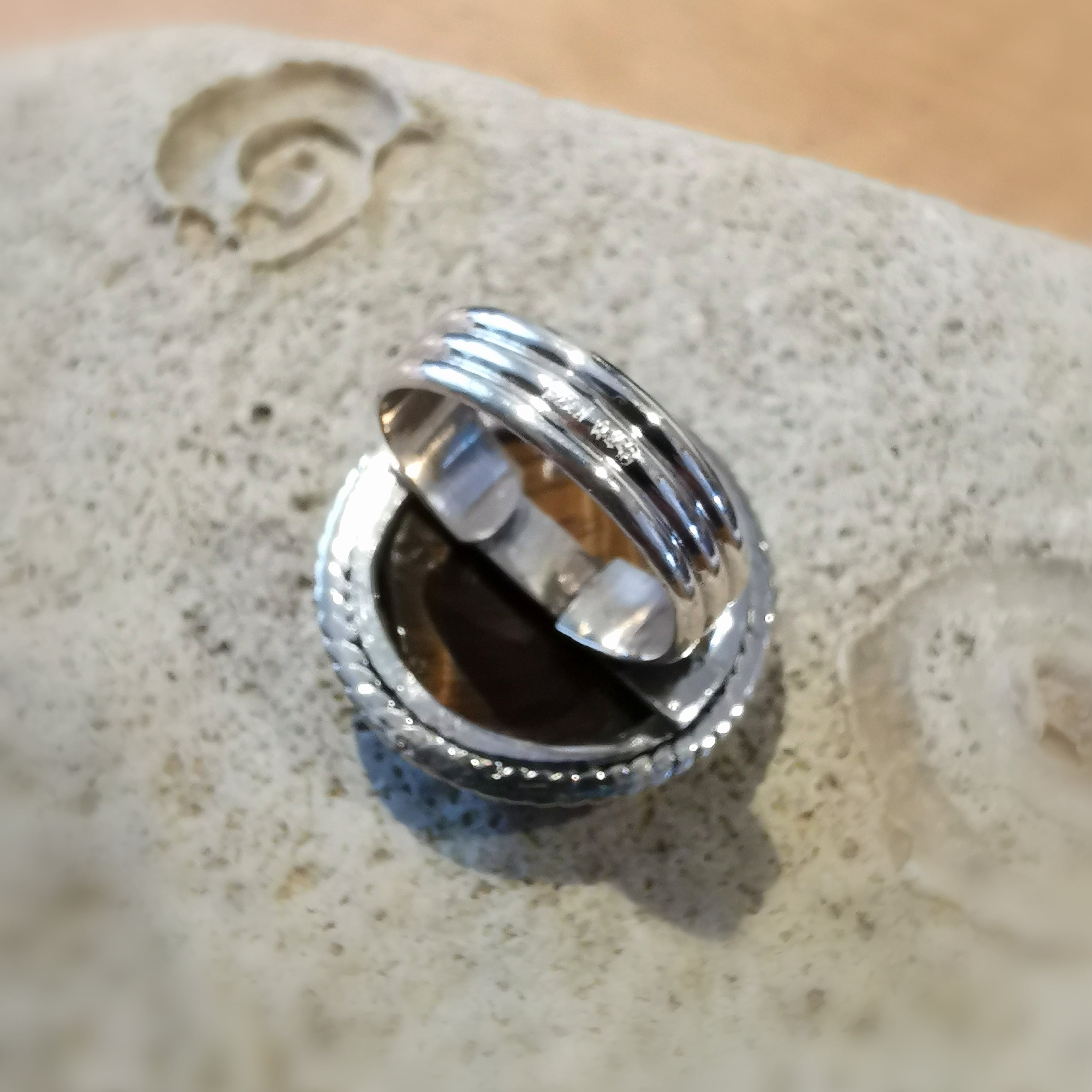 Tigerauge Edelstein Ring – goldbraun · Sterlingsilber · für Mut & innere Stärke