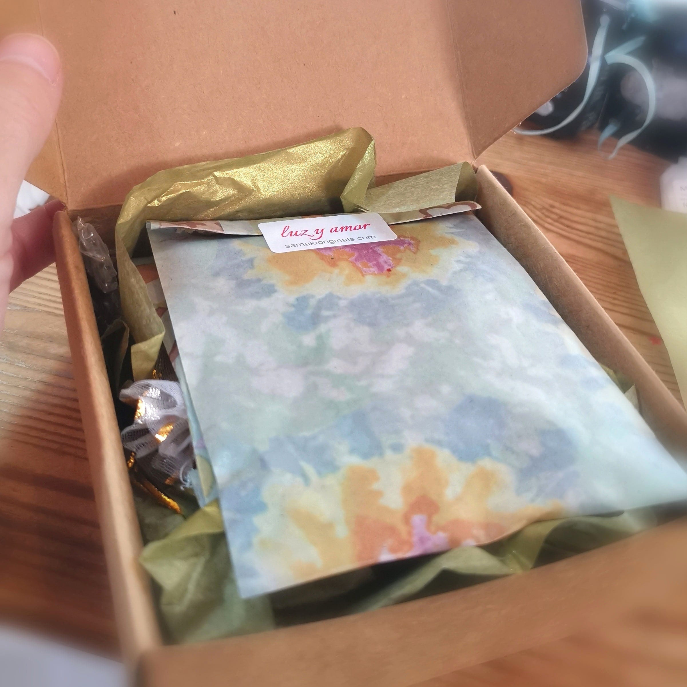 Mystery Box – Licht & Liebe - Geweiht · Energiereich · Persönlich für dich zusammengestellt