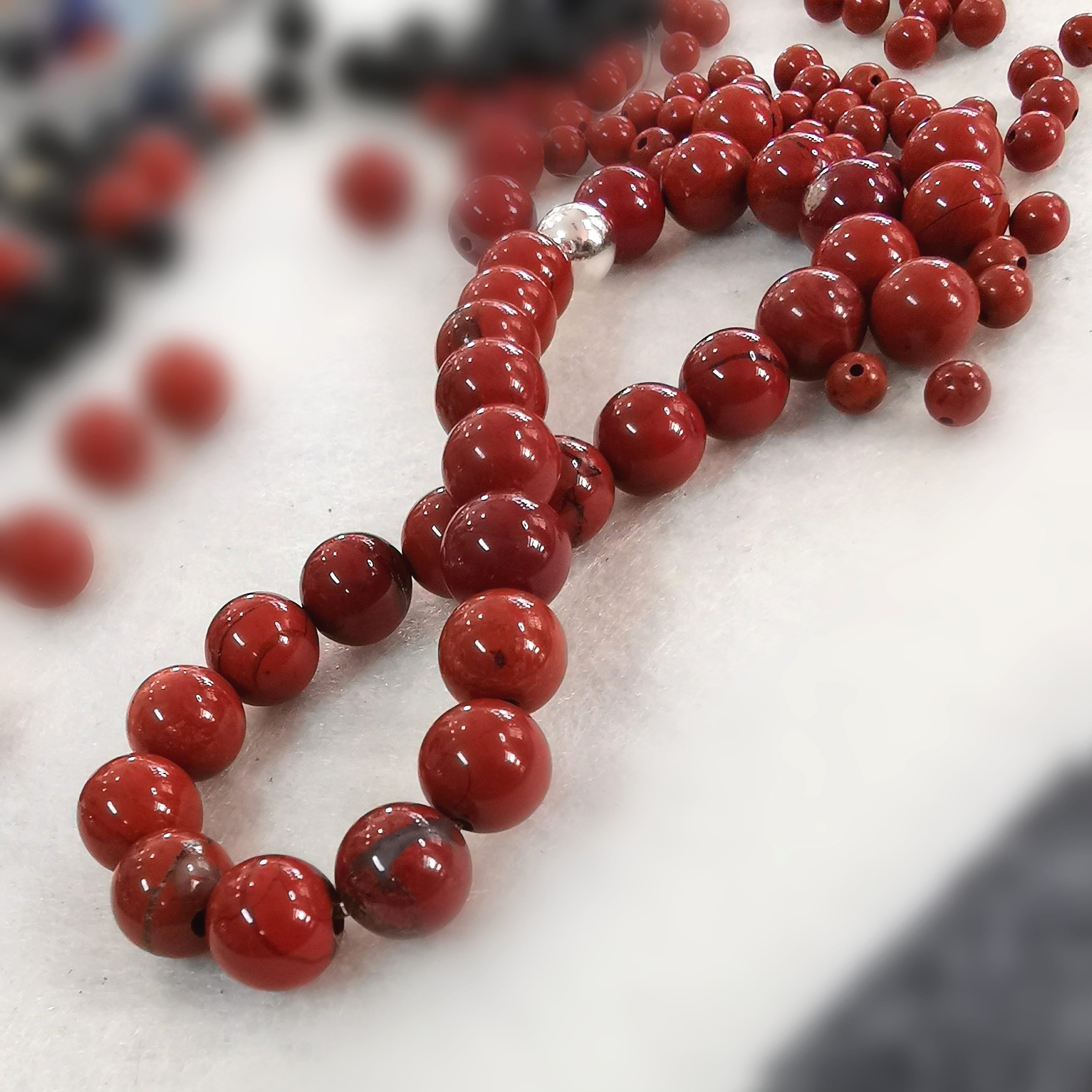 Roter Jaspis Edelstein Armband 8 mm XL – geweiht für Kraft & neue Lebensenergie