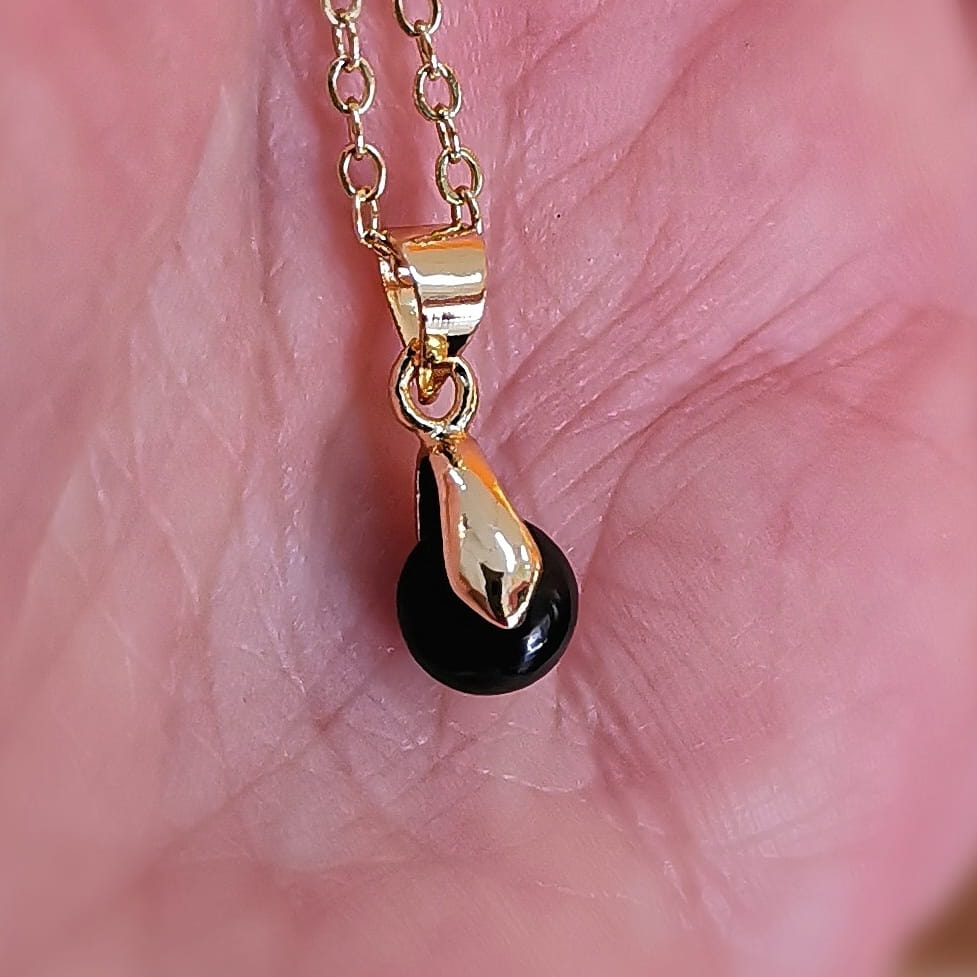 Turmalin Edelstein Yoga Gold Kette – geweiht für Erdung, Schutz & innere Stabilität