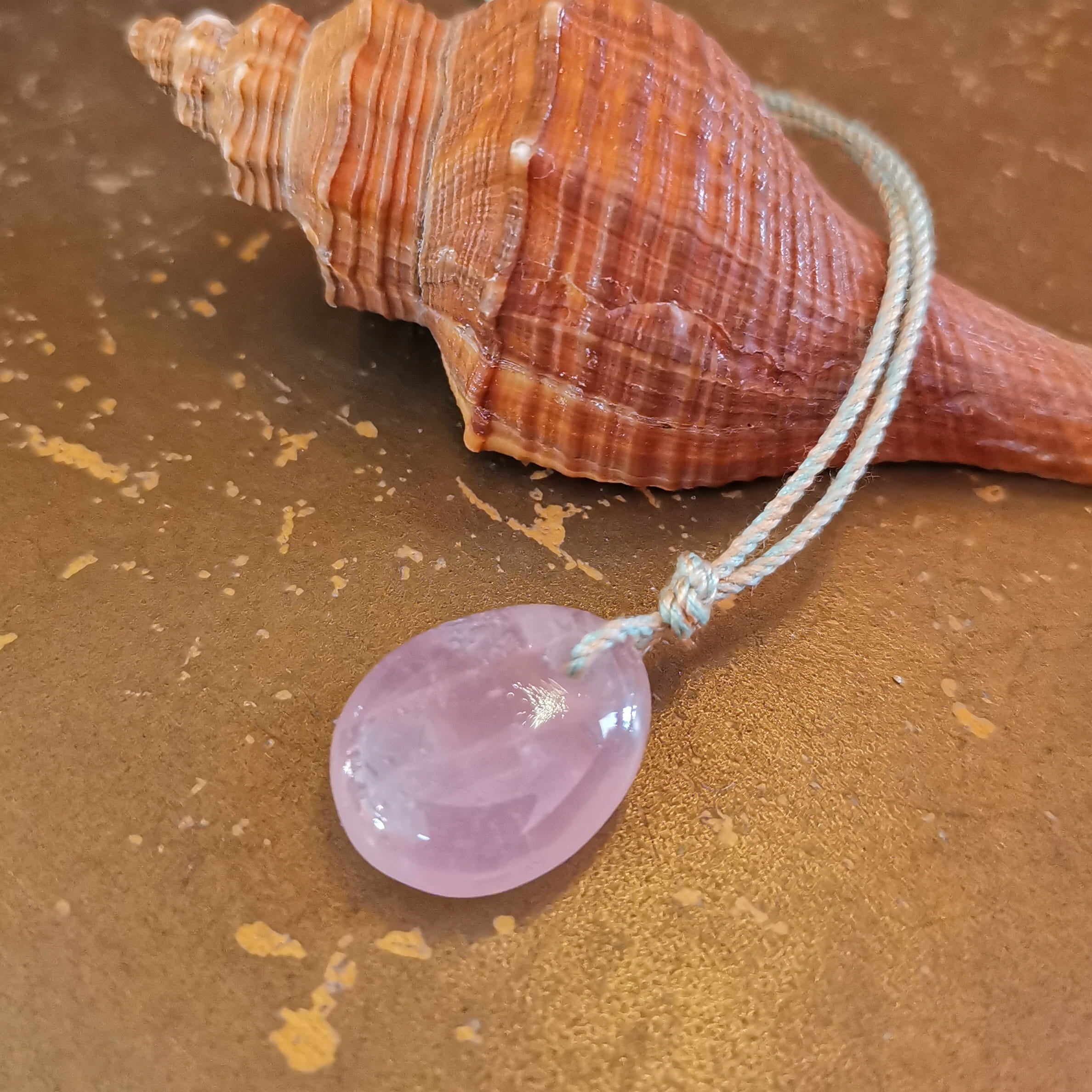 Rosenquarz Edelstein Yoga Kette – geweiht für Herzchakra, Liebe zum Leben