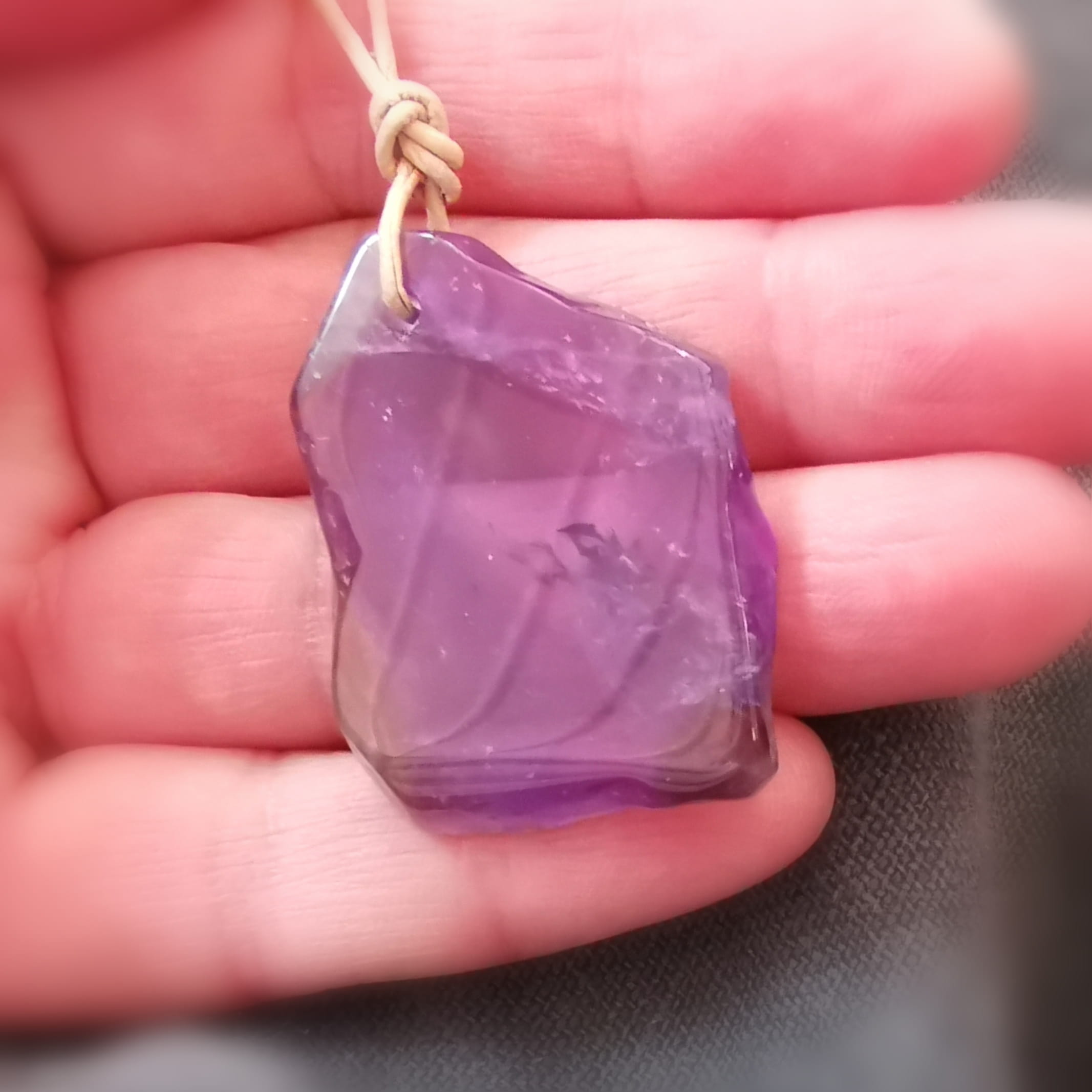 Amethyst Edelstein Platte Yoga Kette – geweiht für Inspiration & Klarheit
