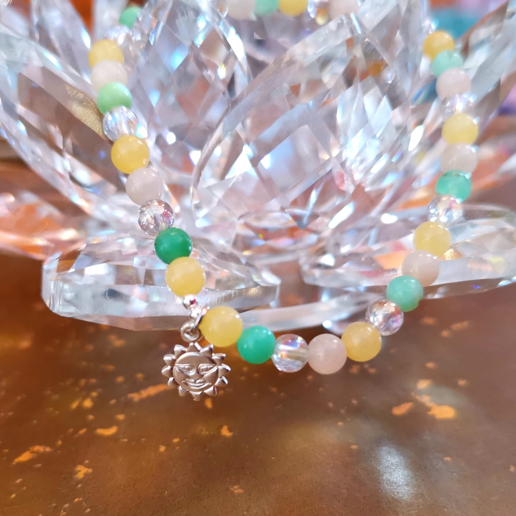 Chrysopras, Sonnenstein, Angel Aura & Orangencalcit Karma Armband – Sonnenaufgang im Herzen
