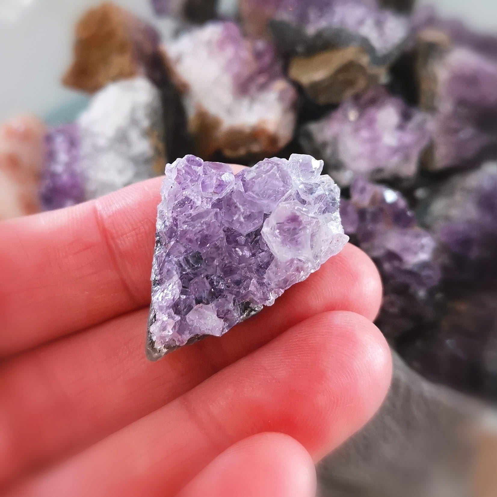 Amethyst Glücksdruse Naturstücke – geweiht für Offenheit, Vertrauen & Harmonie