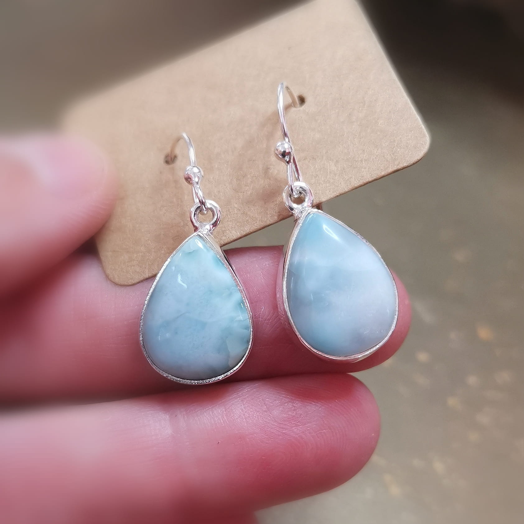 Larimar Karibik Wasserstein Ohrringe – geweiht für Freiheit, Leichtigkeit & innere Harmonie