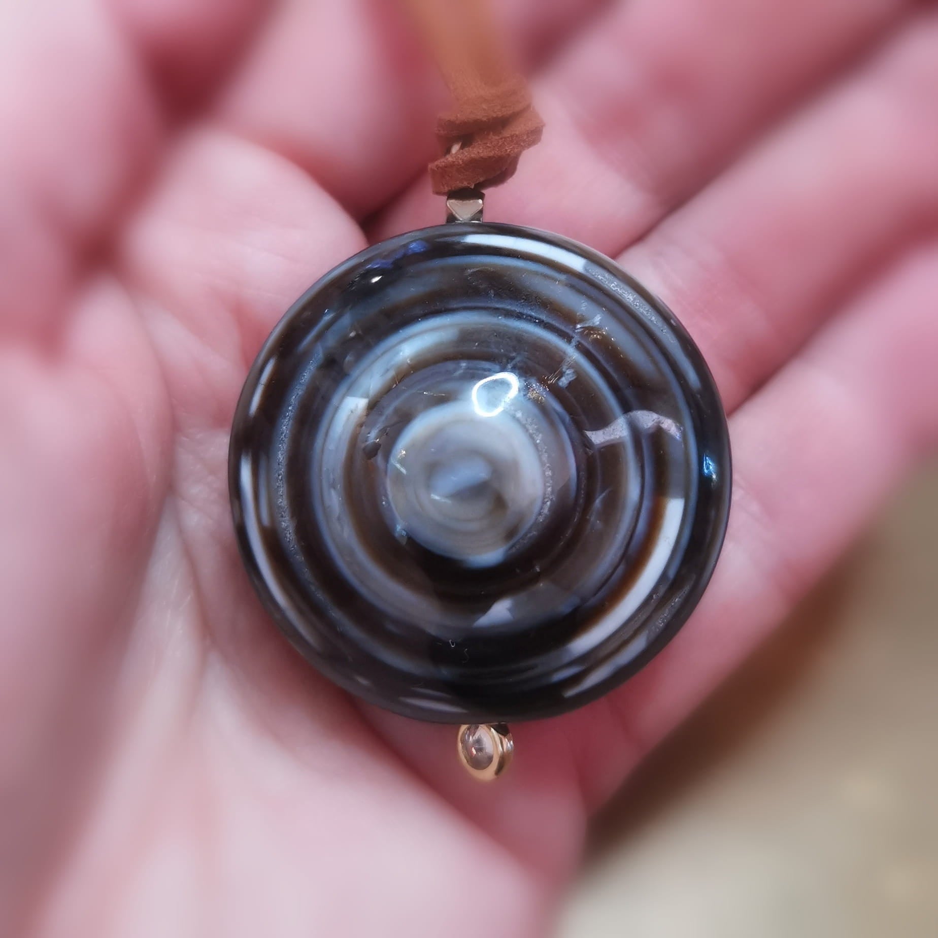 Shiva Auge Schichtachat Edelstein Kette – geweiht für Schutz, Bewusstsein & klare Sicht