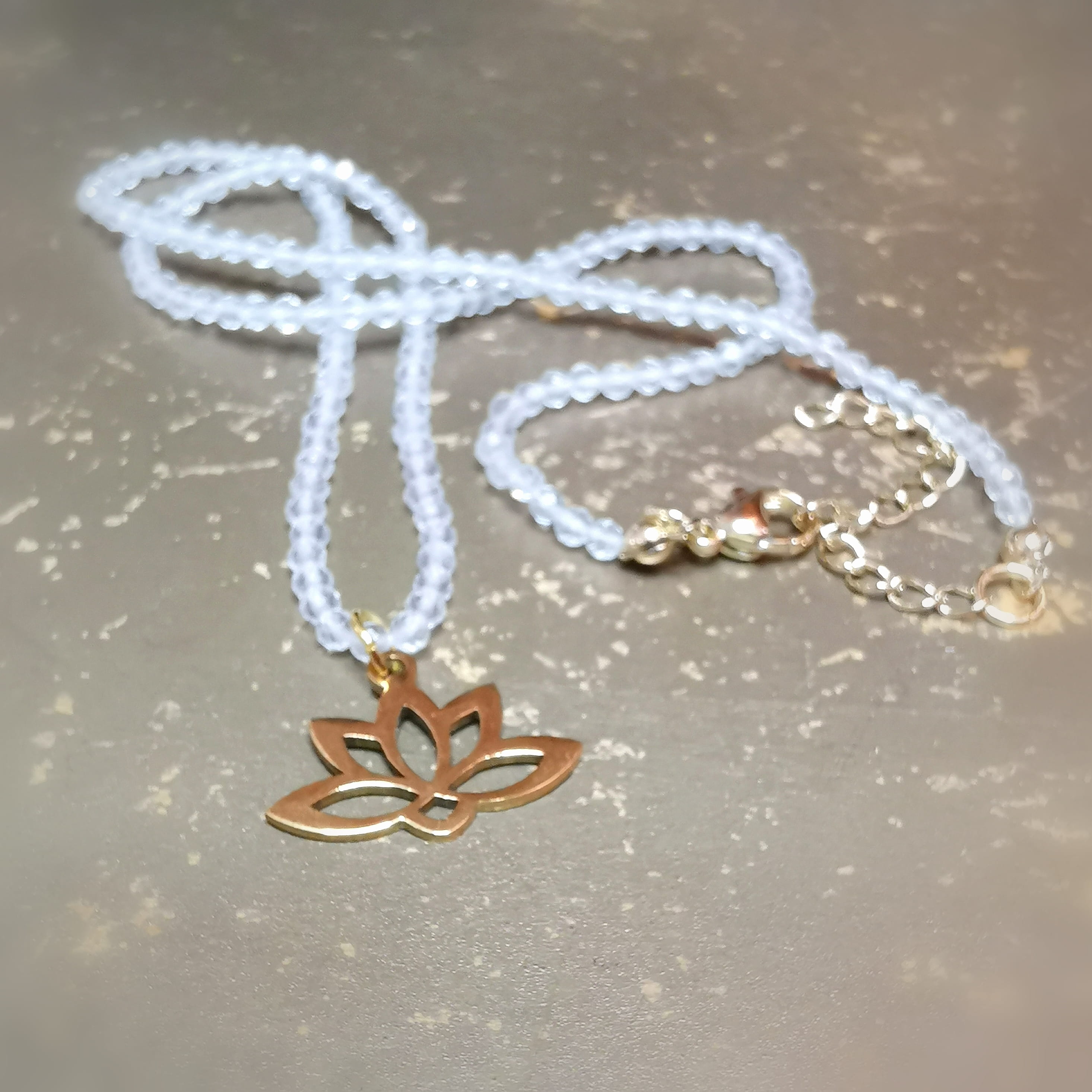 Bergkristall Lotus Ketten Set – geweiht für Klarheit, Reinheit & inneres Erwachen