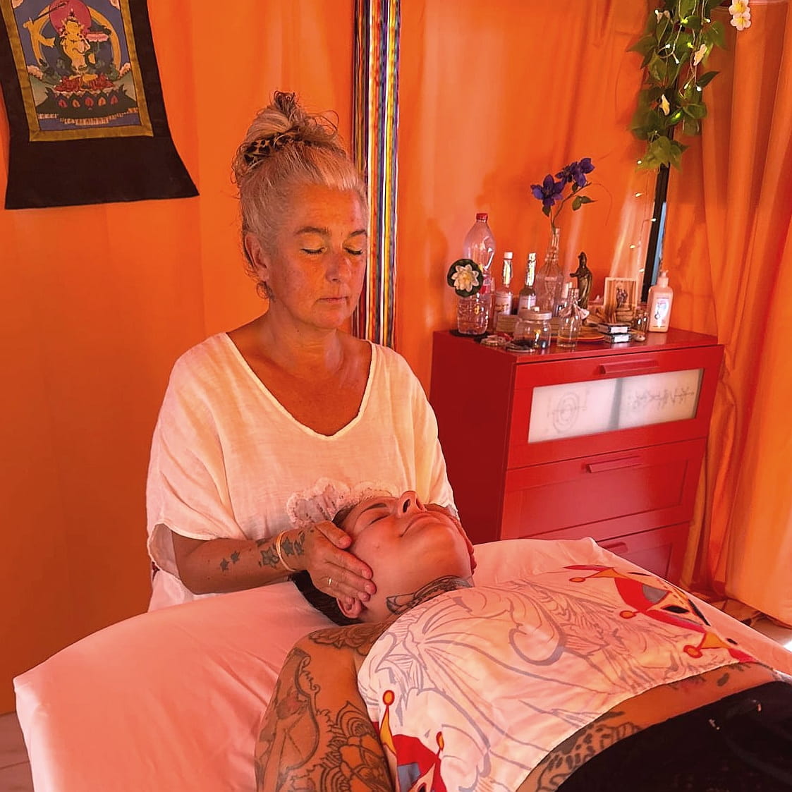 Ayurveda Massage für Kopf, Gesicht, Nacken, Dekolleté und Schultern