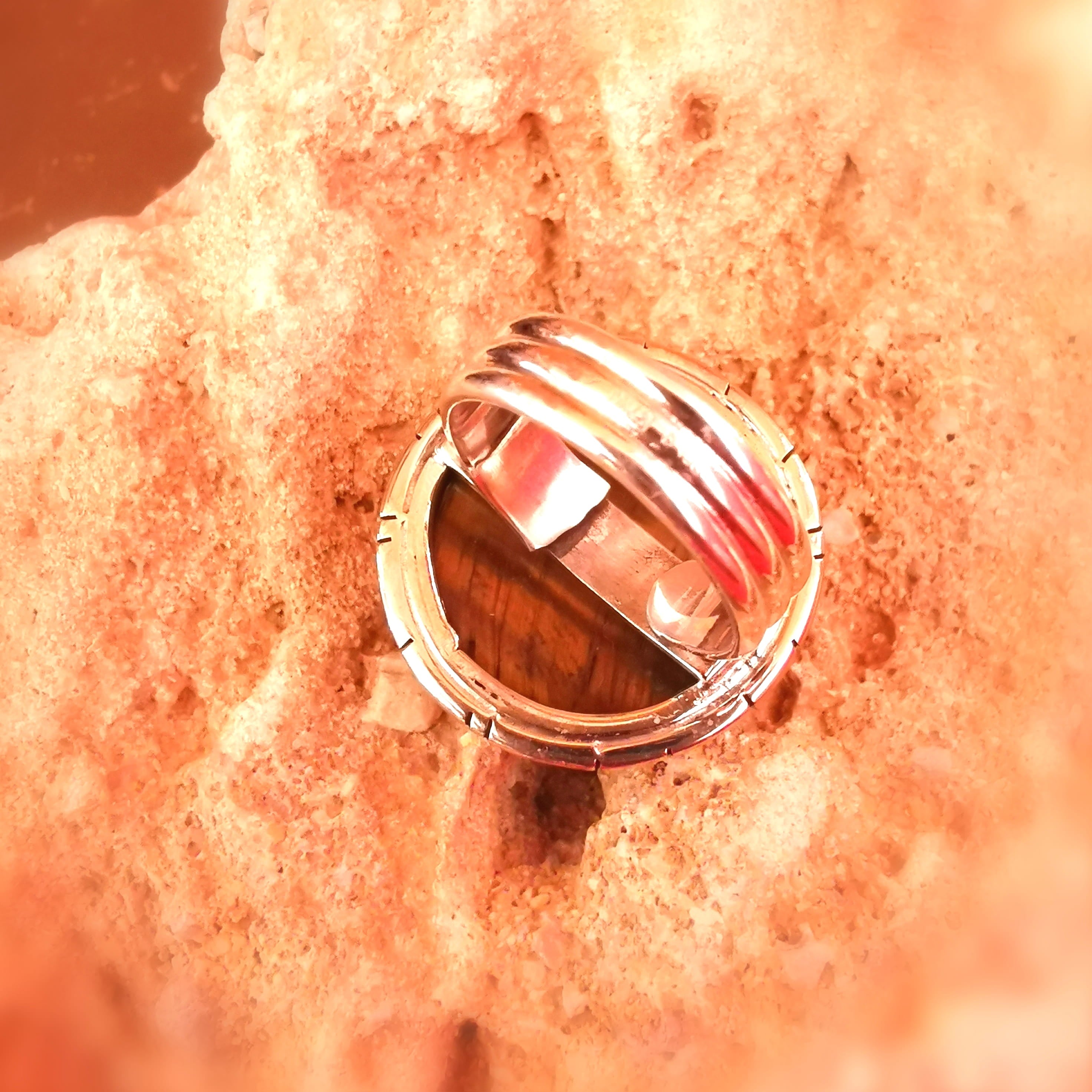 Tigerauge Edelstein Ring rund Sterlingsilber – geweiht für Mut, Stärke & Klarheit