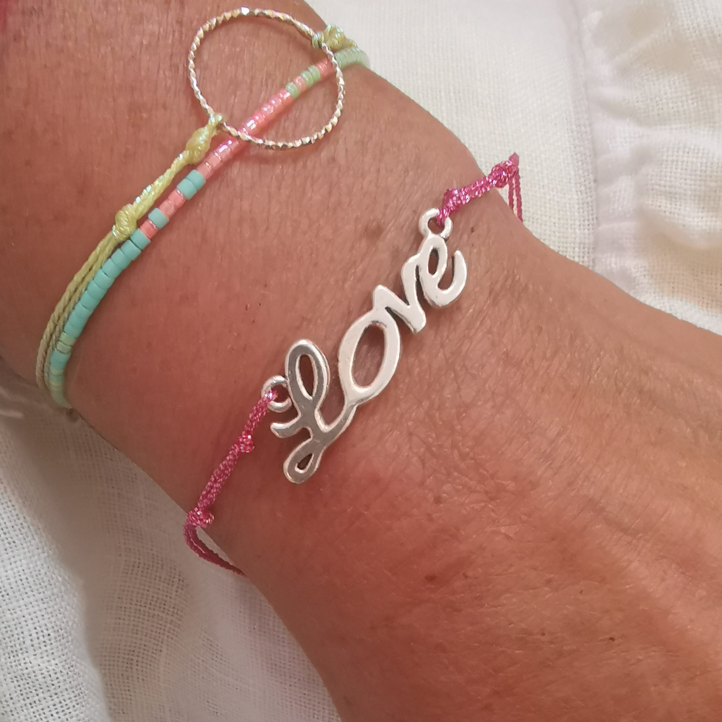 Love Faden Armband Glück – geweiht, Reminder Band Rot Pink Glitzer