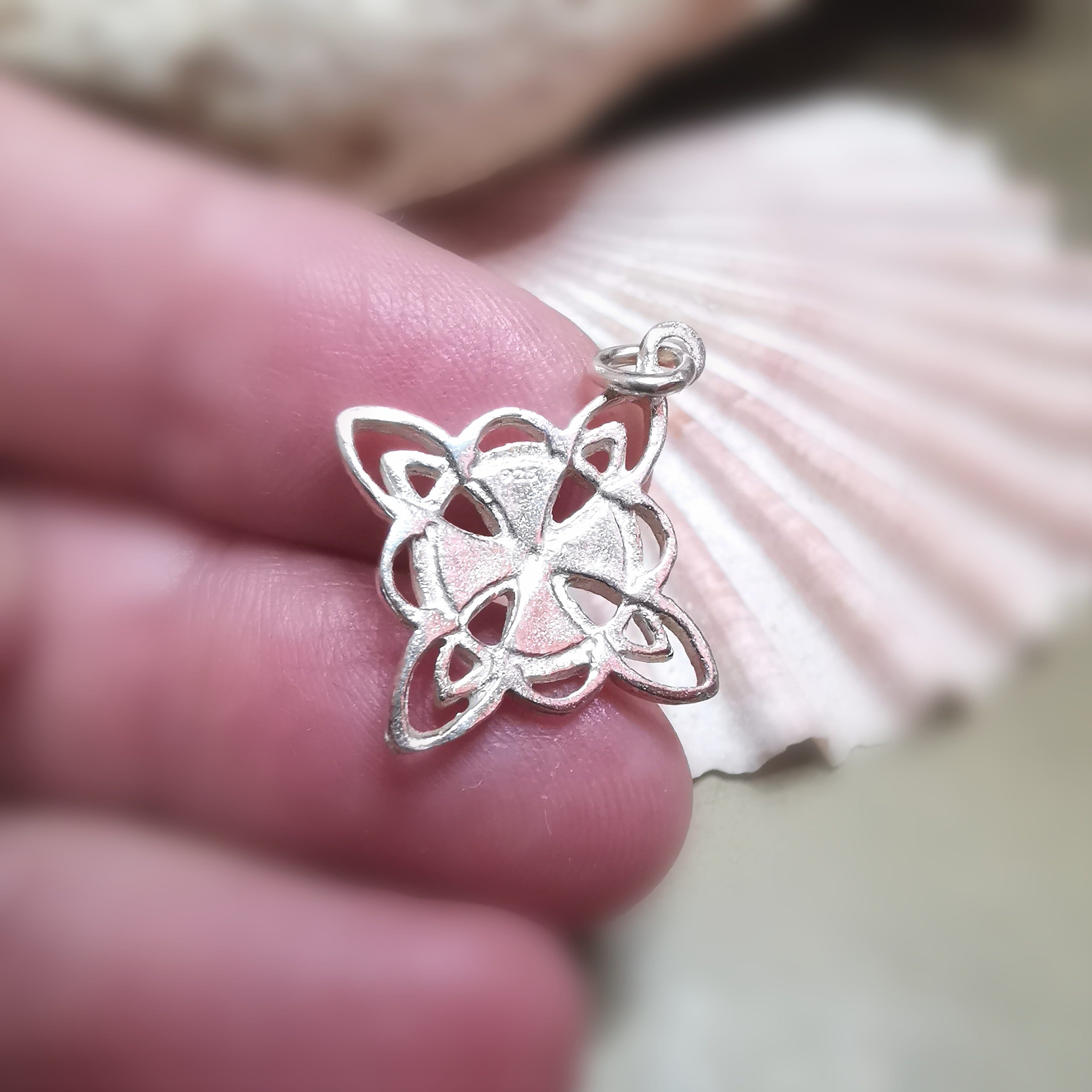 Hexenknoten Sterlingsilber Anhänger – #Mystik Schutz & Intuition