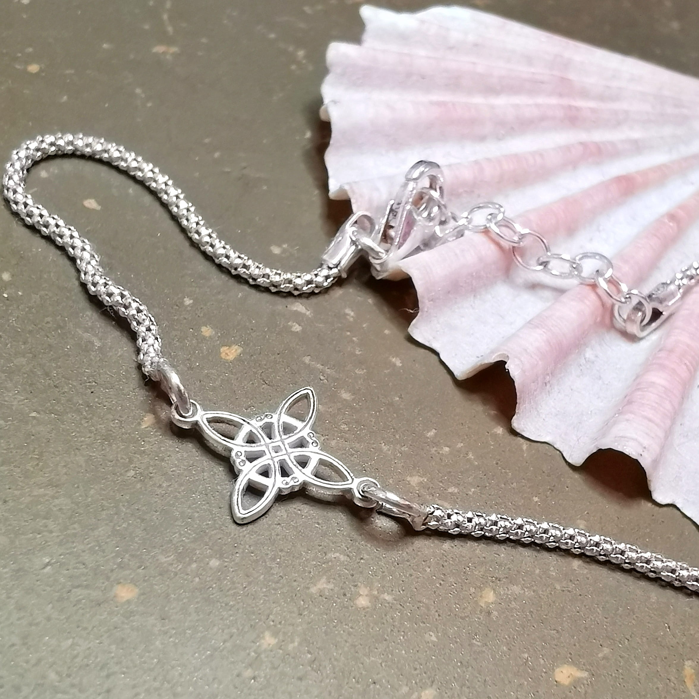 Hexenknoten Sterlingsilber Karma Armband – Mystik Yoga Reiki, geweiht