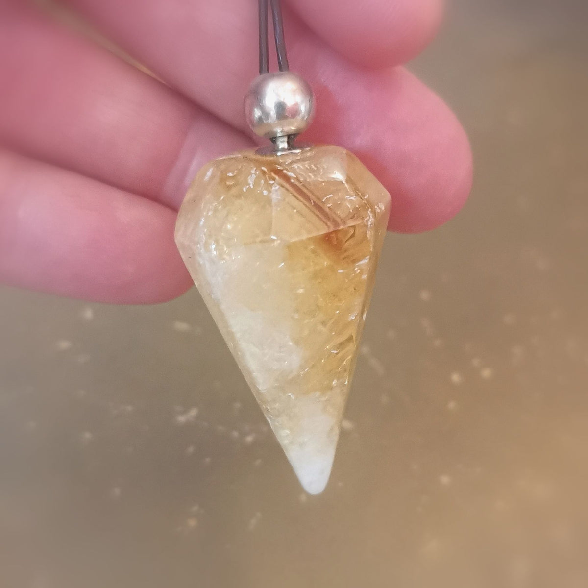 Citrin Pendel Karma Leder Kette – Solarplexus Chakra, Lebensfreude & Fülle