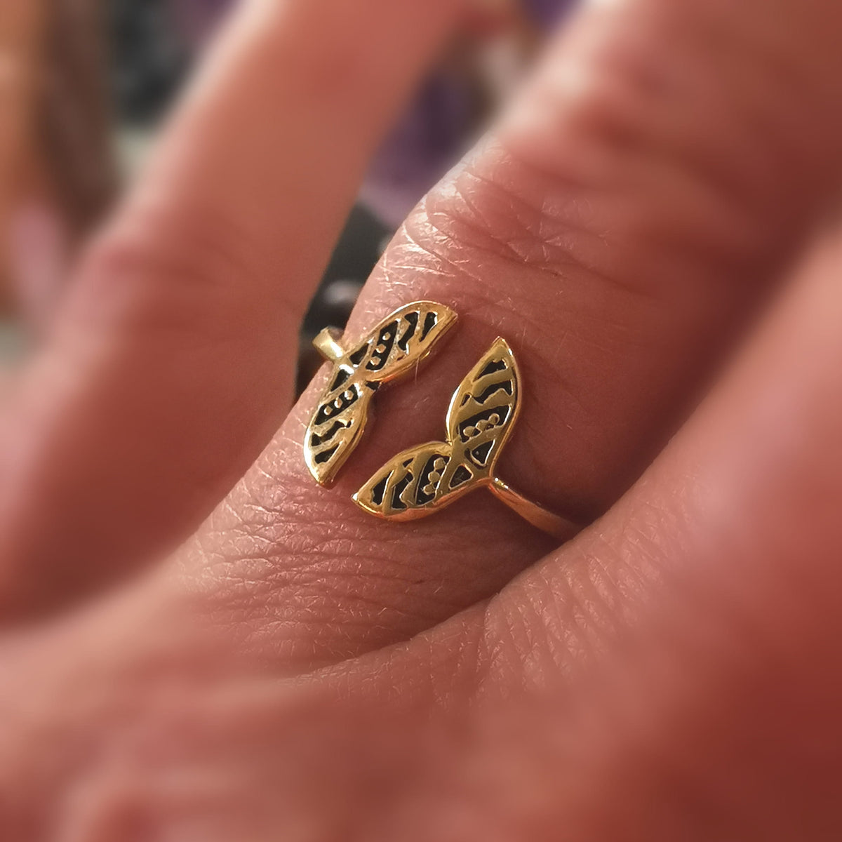 Walflossen Ring Gold – Freiheit, Vertrauen & die Kraft des Meeres