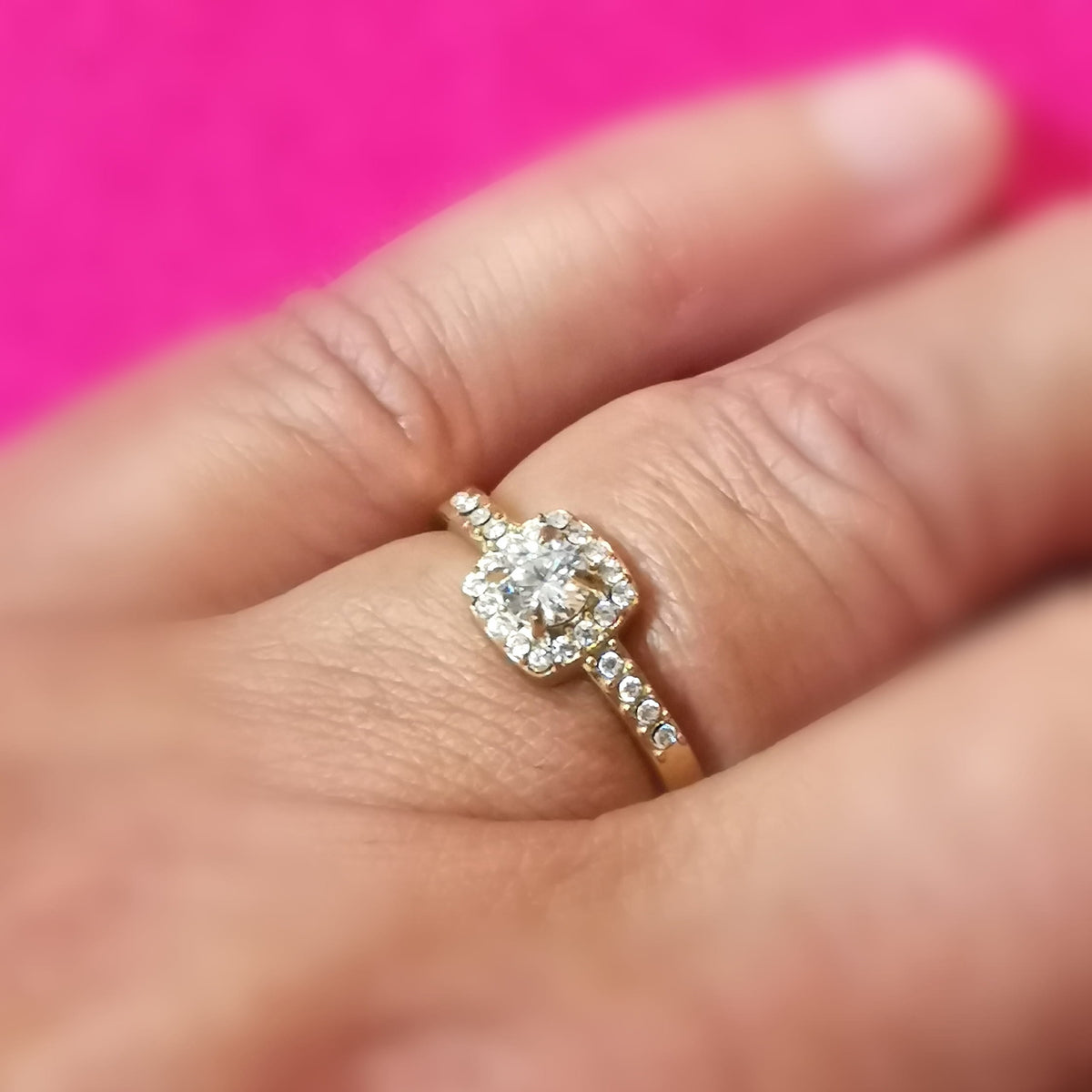 Glitzer Ring Gold Edelstahl – geweiht für Lebensfreude, Selbstwert & Glück
