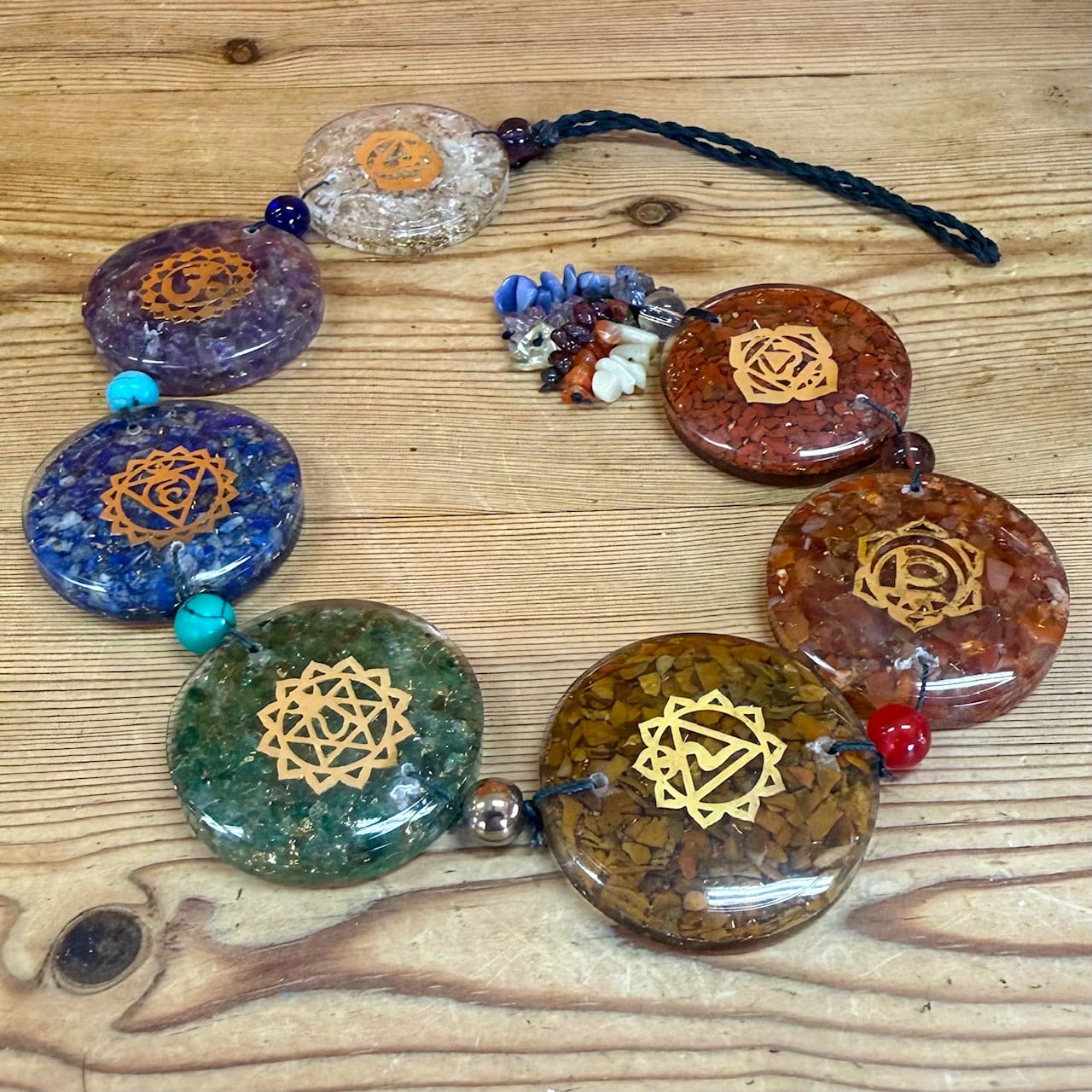 Orgonit Chakra Generator Kette – geweiht für Energiefluss, Schutz & Harmonie