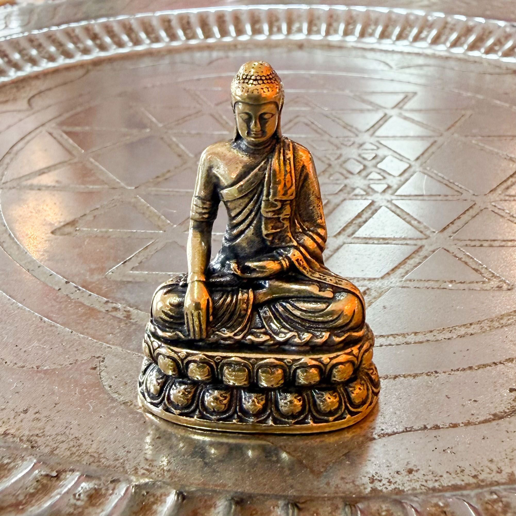 Buddha Deko Figur aus Messing – Meditation, Ruhe & innere Balance