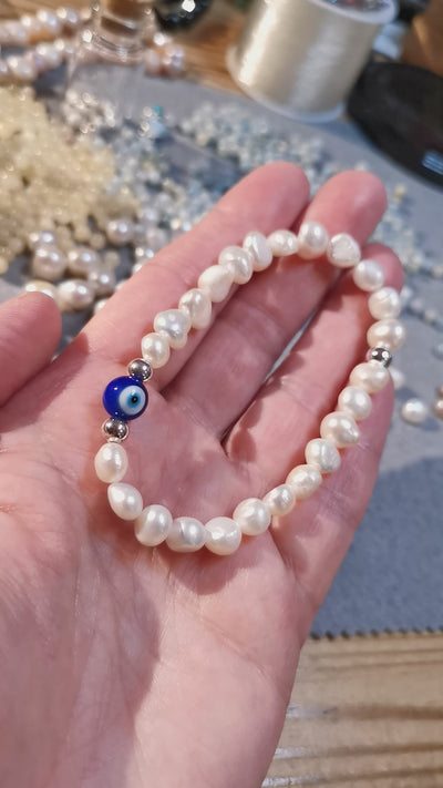 Perle türkisches Auge, Auge von Nazar Edelstein Heilstein Karma Armband, geweiht, edle Hippie Mode, Schutz und Lebensfreude