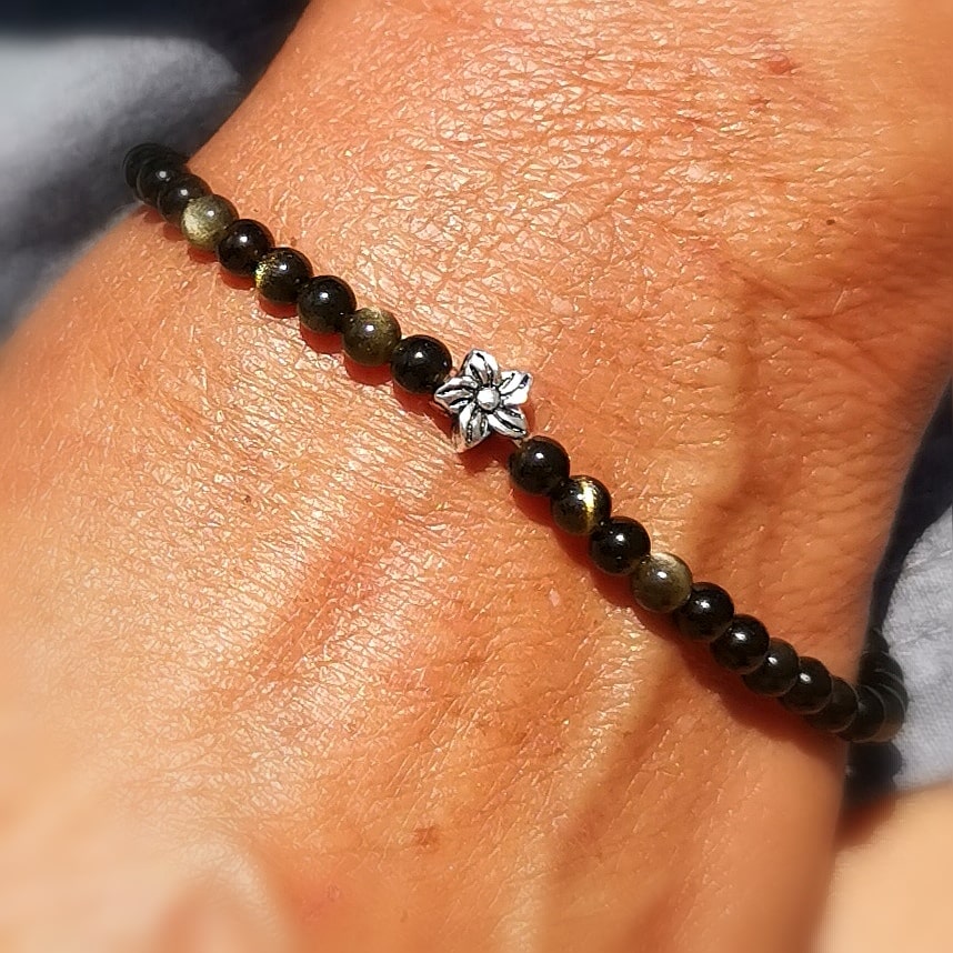 Gold Obsidian Edelstein Hibiskus Blüten Karma Armband, 3,5 mm feine Perlen, Schönheit des Lebens, samaki