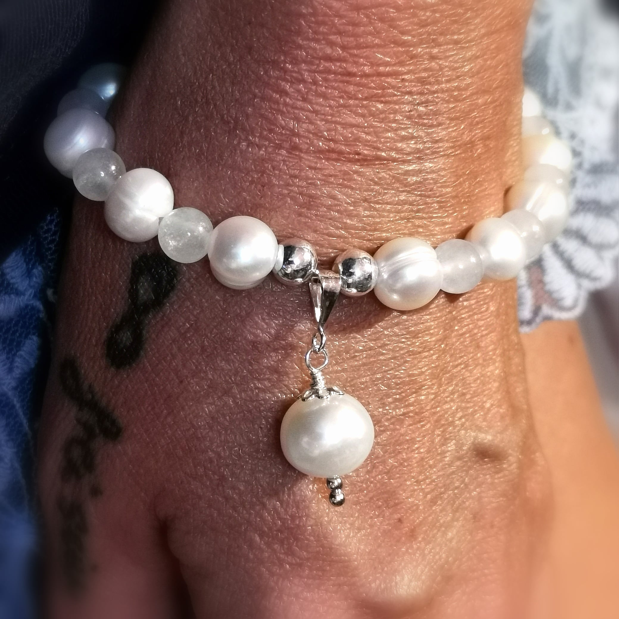Perlen Jade Design Karma Armband, Edelstein Chakra wellness, Klarheit und Schönheit, samaki