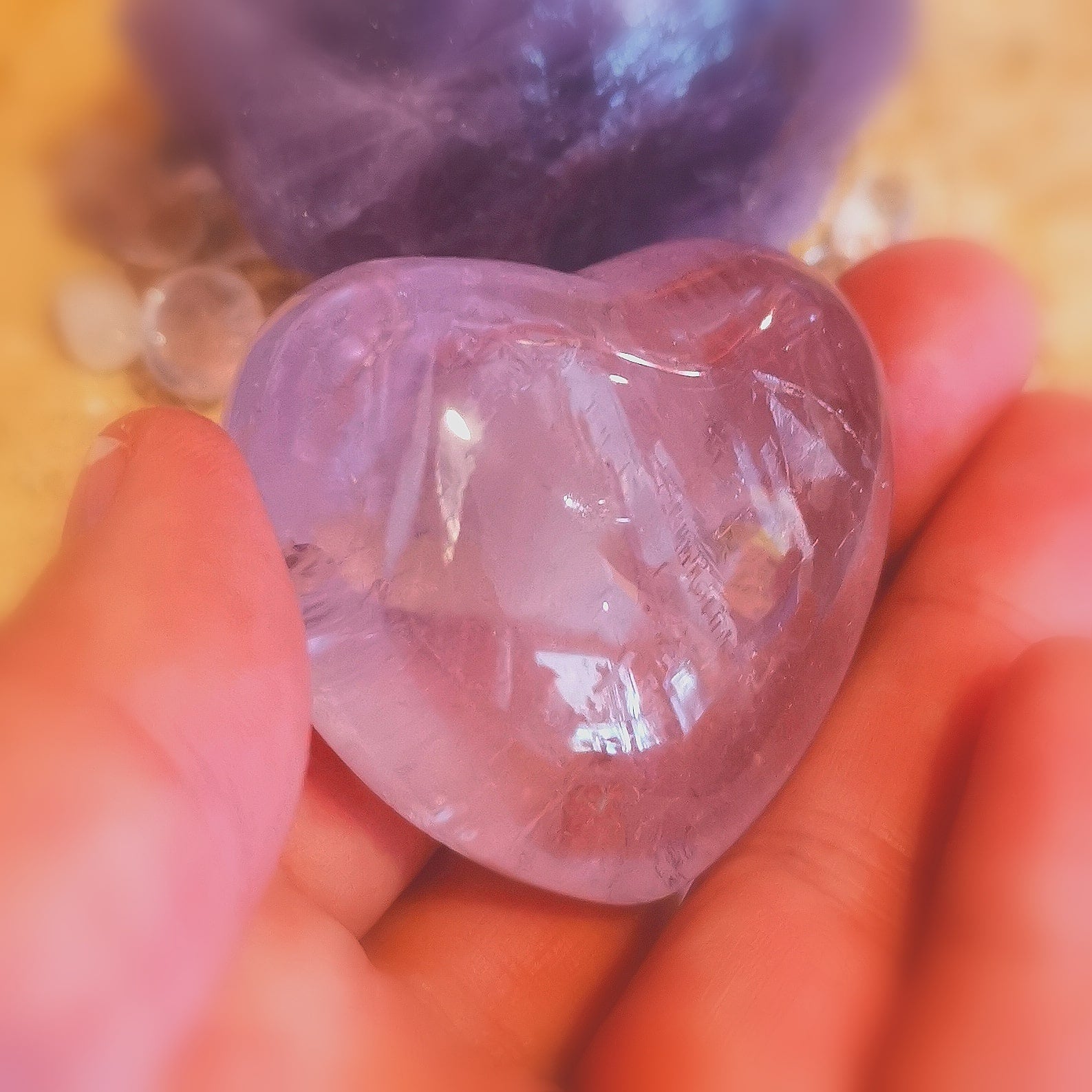 Amethyst Edelstein Handschmeichler Herz zur Entspannung und Meditation, Chakra Heilstein - Gelassenheit