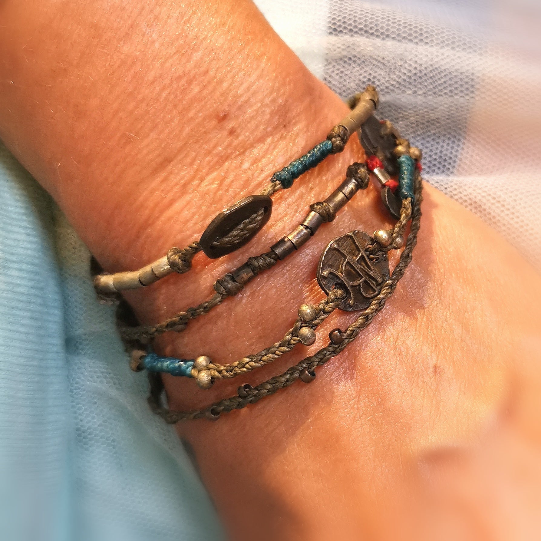 Hippie Ethno Karma Kette Wickelarmband, Gelassenheit, Messing schwarz gold farben