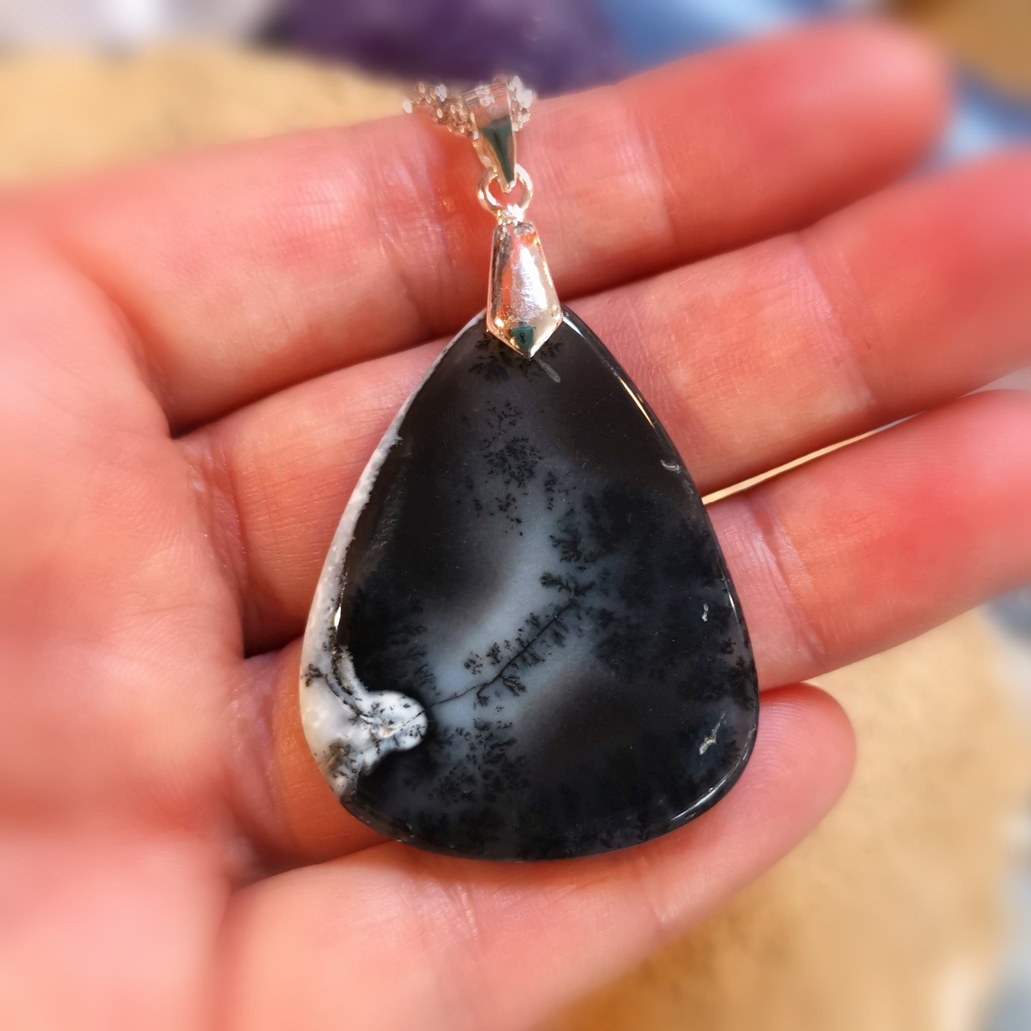 edle Merlinit Karma Kette 60 cm, Edelstein Anhänger Dendritenopal AA Qualität, Schönheit des Lebens