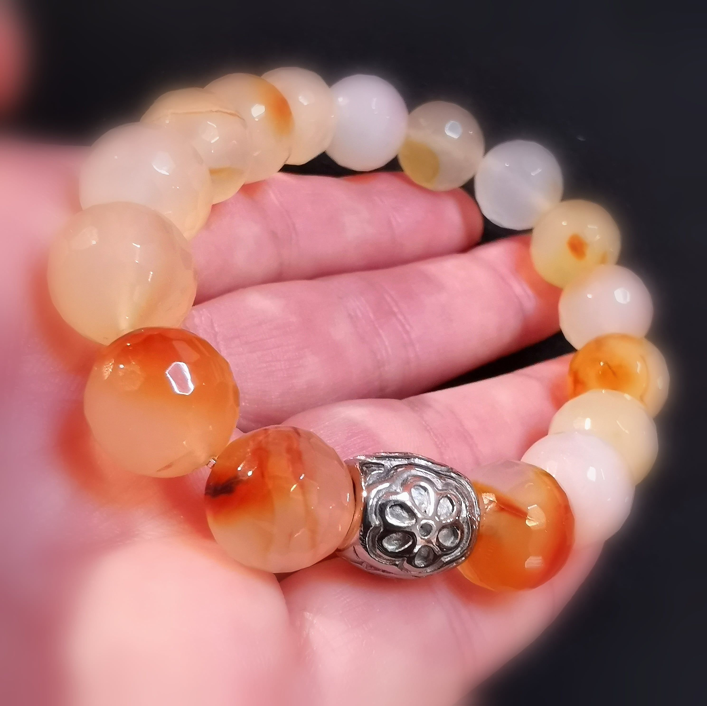 Lebensblume Glücks Edelstein Karma Armband, Friedensachat und Karneol weiss - orange, Lebensfreude und freies Sein